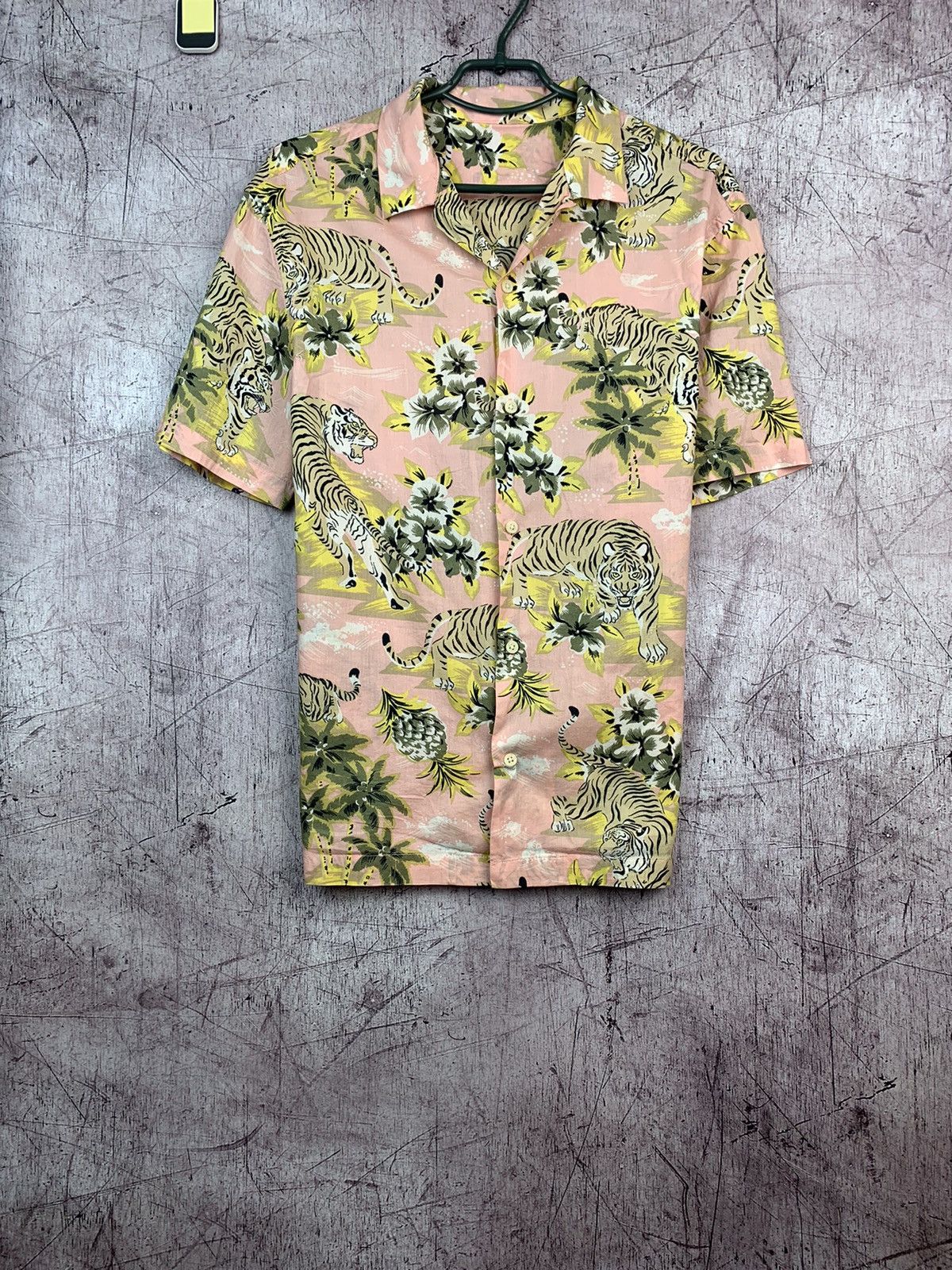 Other Vintage Hawaiian Aloha Tiger Mens Shirt Size US M / EU 48-50 / 2 - 1 Thumbnail