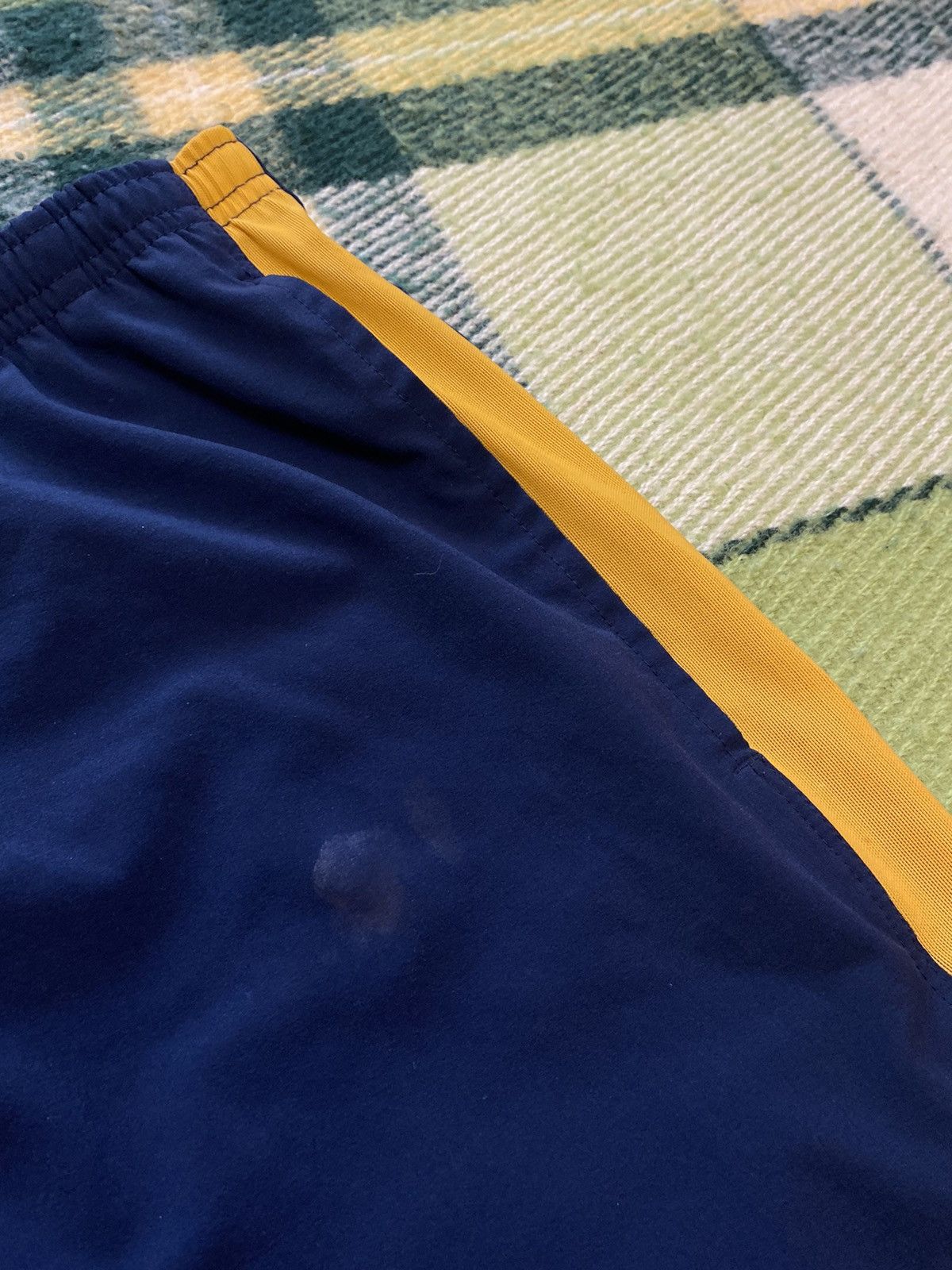 Nike Vintage Nike shorts streetwear swoosh casual y2k size S Size US 30 / EU 46 - 3 Thumbnail