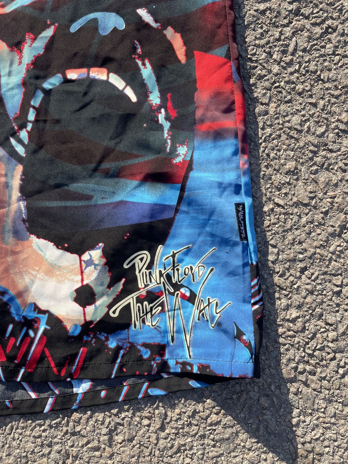 Dragonfly Rare Vintage size XL PINK FLOYD THE WALL Marching Dragonfly Size US XL / EU 56 / 4 - 2 Thumbnail