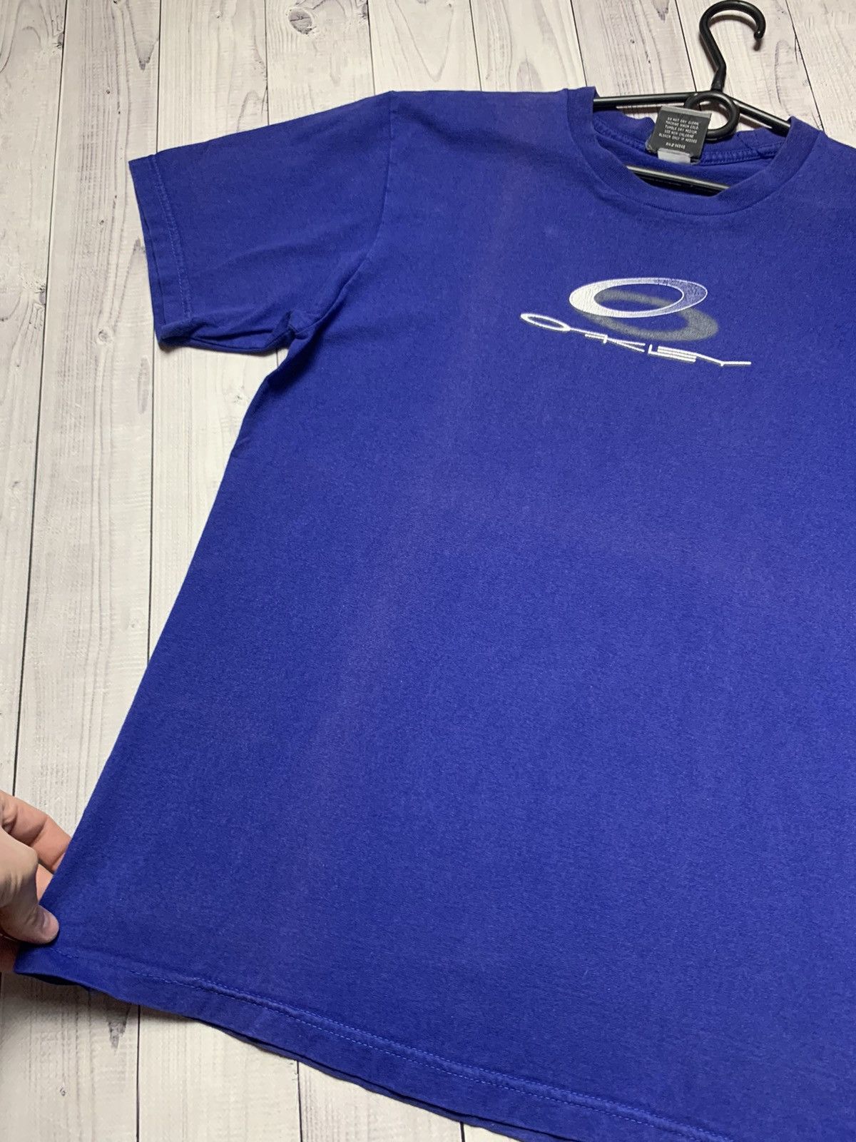 Oakley × Vintage Vintage tee Oakle big logo blue size m Size US M / EU 48-50 / 2 - 5 Thumbnail