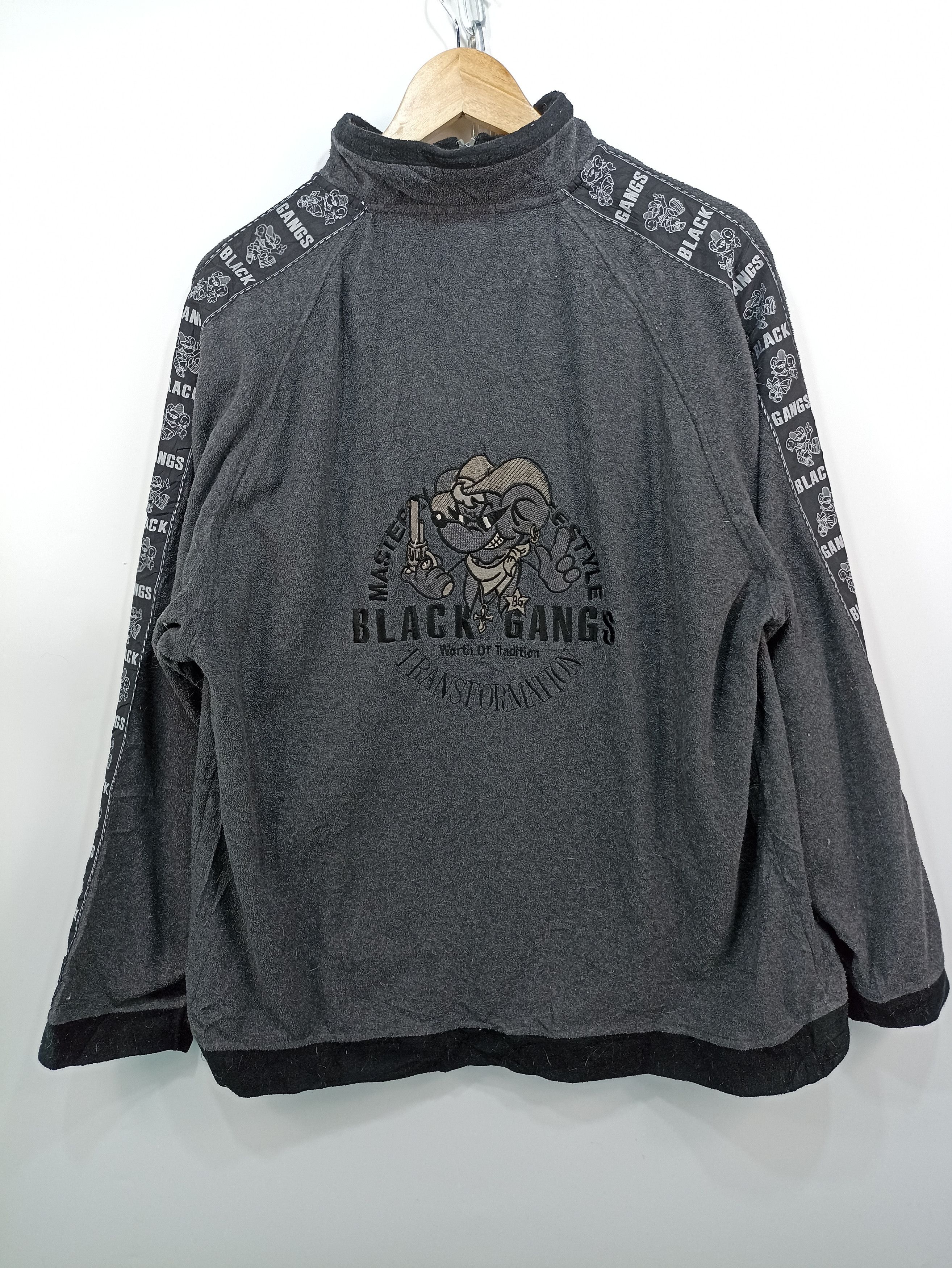 Japanese Brand × Vintage Vintage Black Gangs Fleece embroidered Logo Size US L / EU 52-54 / 3 - 1 Thumbnail