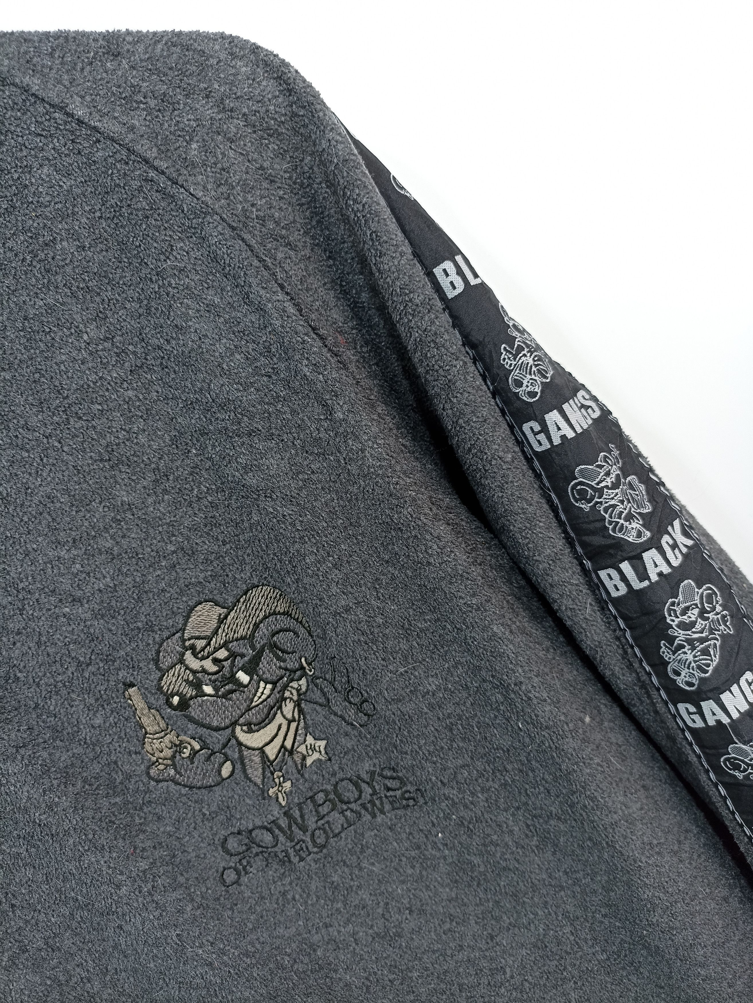 Japanese Brand × Vintage Vintage Black Gangs Fleece embroidered Logo Size US L / EU 52-54 / 3 - 4 Thumbnail