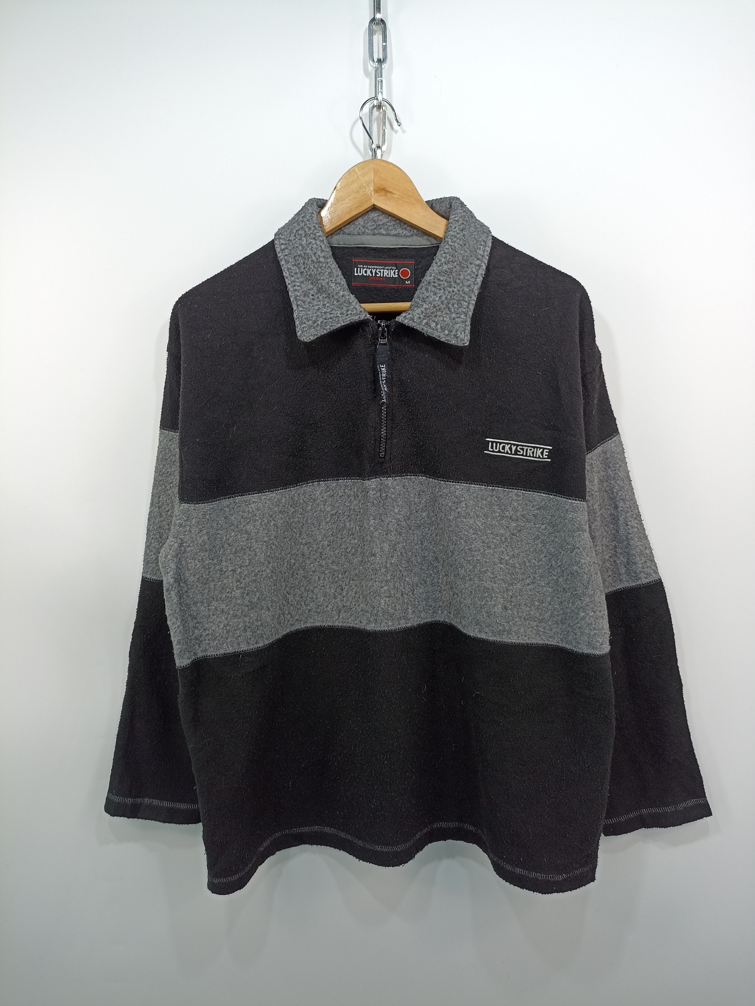 Vintage lucky strike fleece sweatshirt