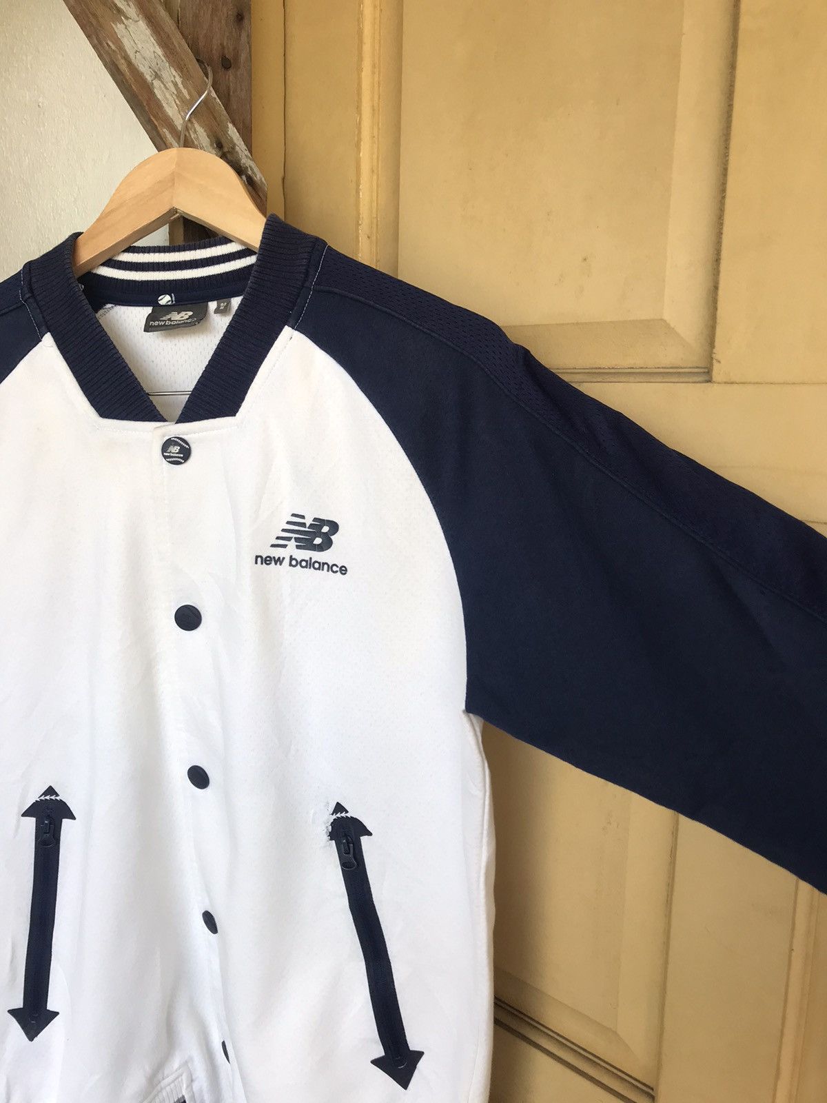 New Balance Vintage New Balance MLB Back Logo Varsity Jacket Size US M / EU 48-50 / 2 - 9 Thumbnail