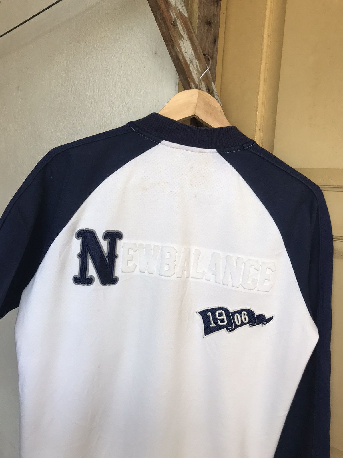 New Balance Vintage New Balance MLB Back Logo Varsity Jacket Size US M / EU 48-50 / 2 - 18 Thumbnail