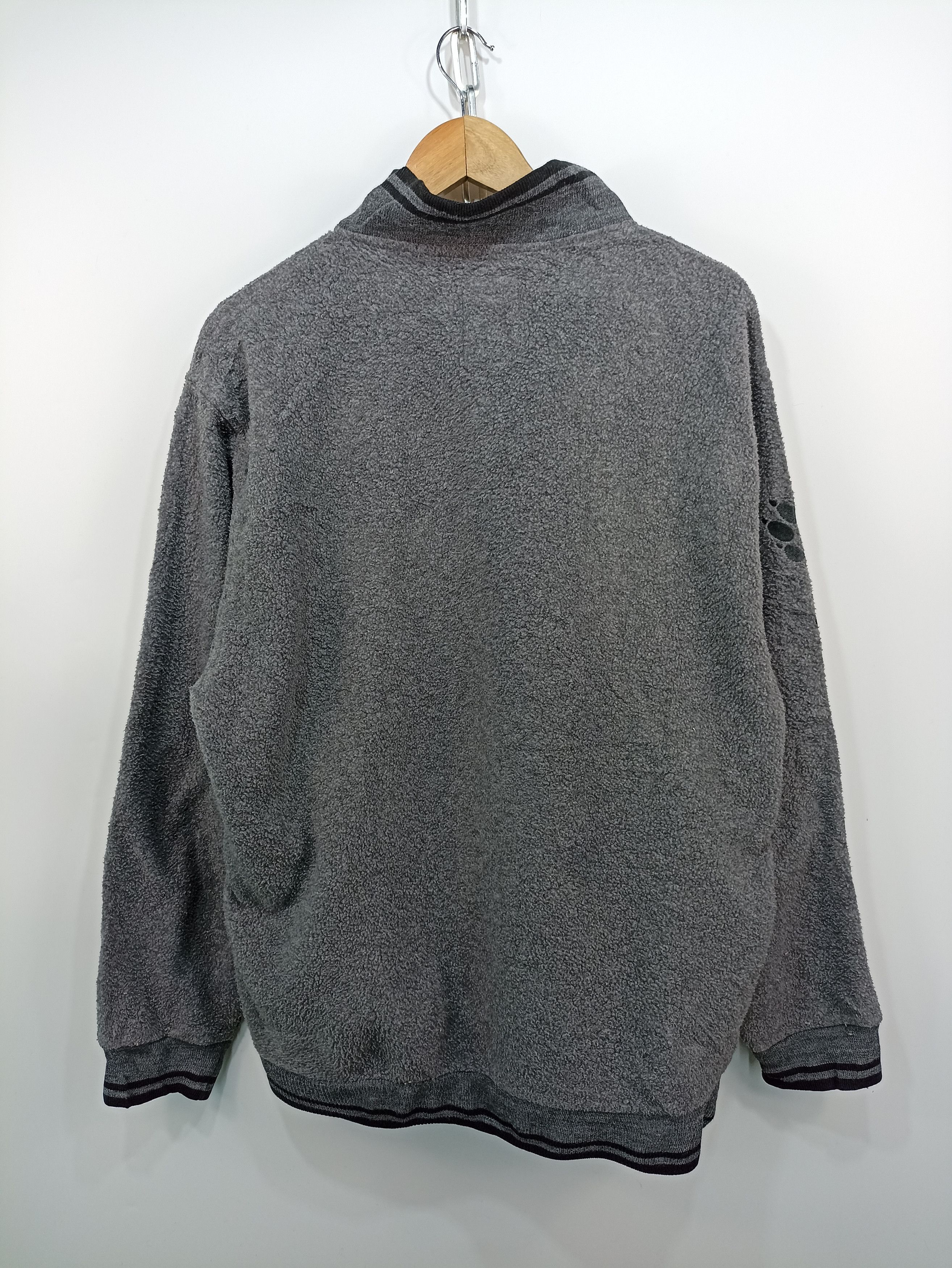 Jack Wolfskin × Polartec × Vintage Vintage jacke wolfskins Embroidered Fleece sweatshirt Size US L / EU 52-54 / 3 - 5 Thumbnail