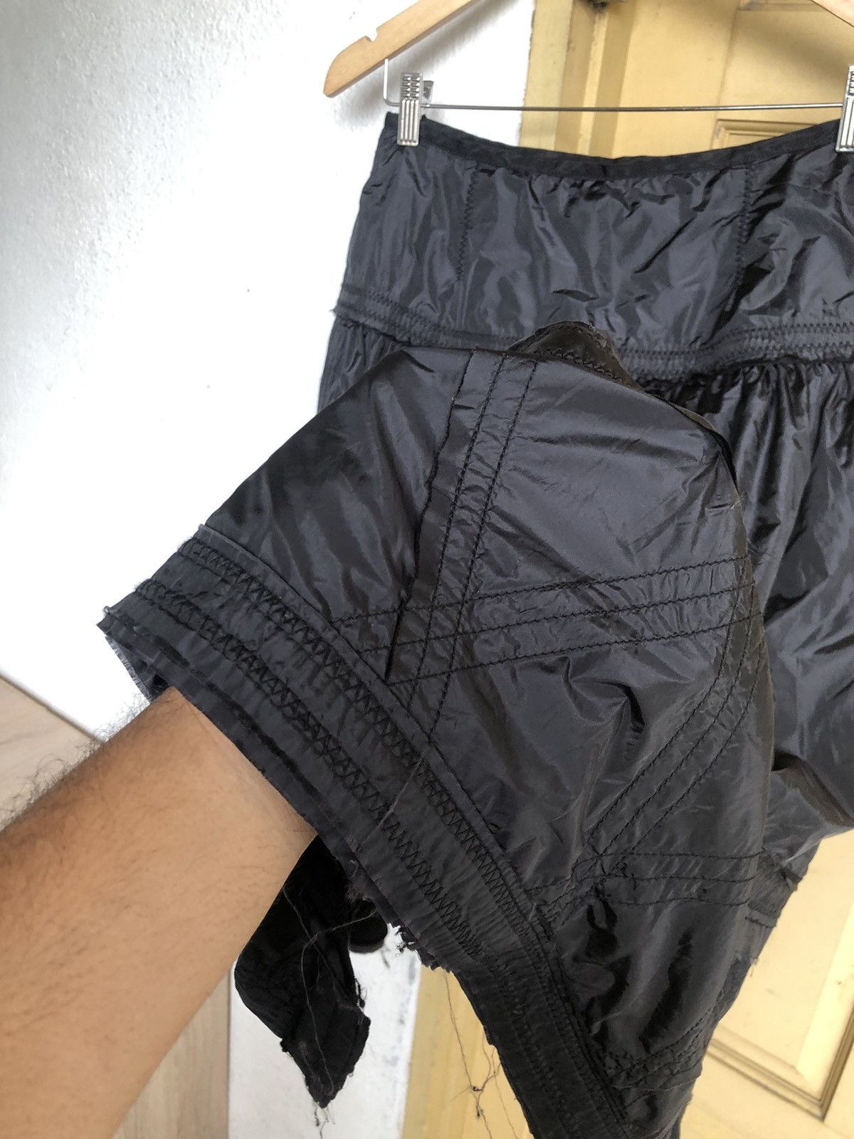 yoshie inaba Vintage Yoshi Inaba Seditionaries Bondage Midi Skirt Size 26" / US 2 / IT 38 - 7 Thumbnail
