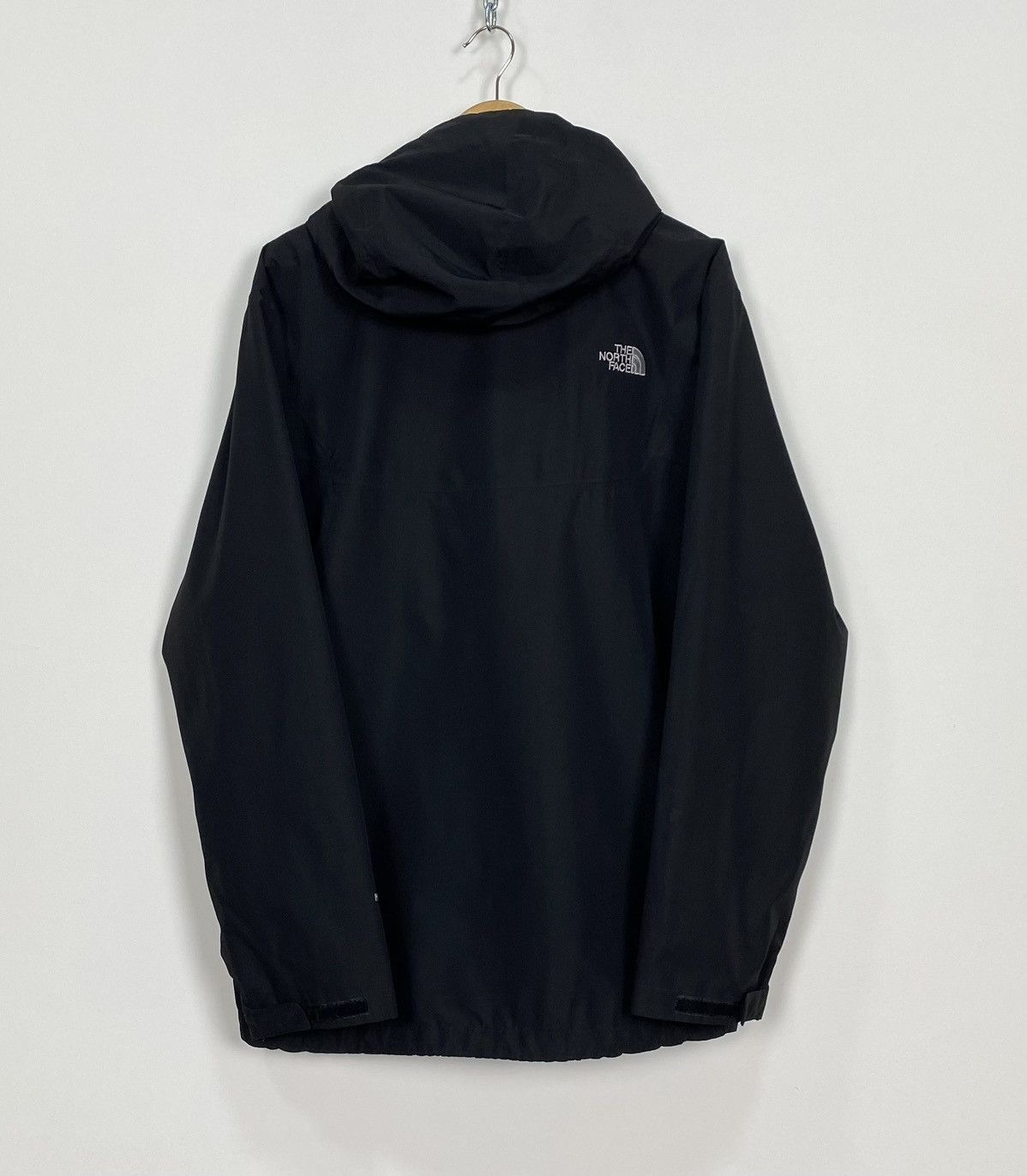 The North Face The North Face Hyvent Full Zip Jacket Waterproof Top Black Size US XL / EU 56 / 4 - 11 Thumbnail