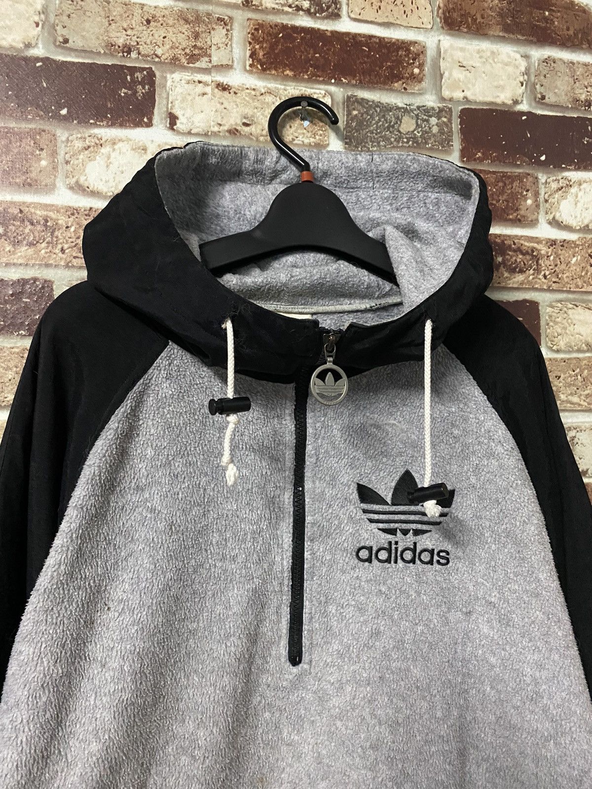 Adidas × Vintage VINTAGE ADIDAS DECENTE BIG LOGO FLEECE HODDIES SWEATER Size US L / EU 52-54 / 3 - 3 Thumbnail