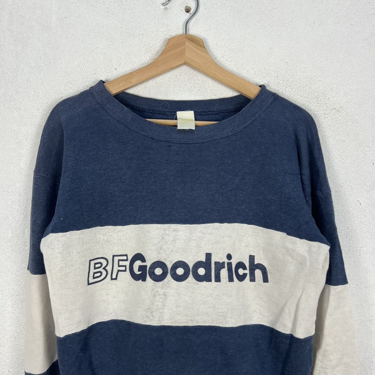 Vintage VINTAGE BFGOODRICH MADE IN USA SWEATSHIRT BIG LOGO Size US S / EU 44-46 / 1 - 3 Thumbnail
