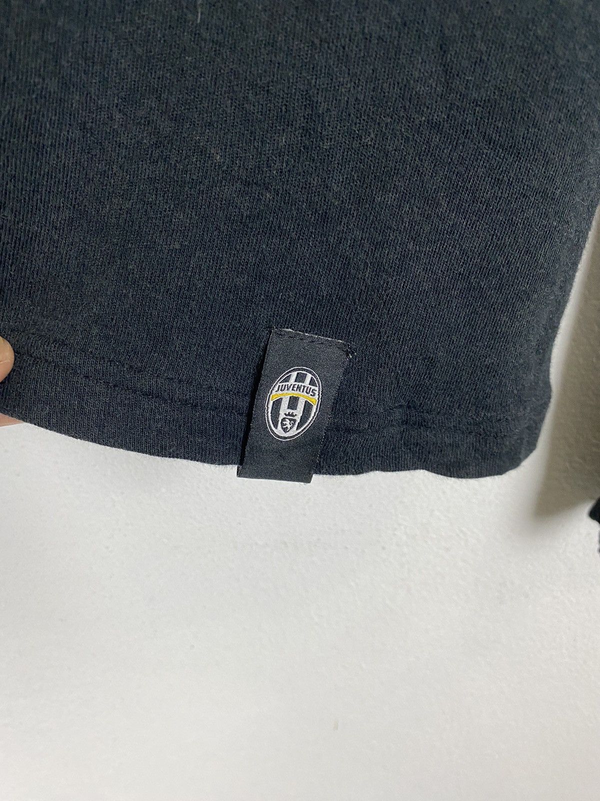 Nike NIKE JUVENTUS LONG SLEEVE SHIRT Size US S / EU 44-46 / 1 - 6 Thumbnail