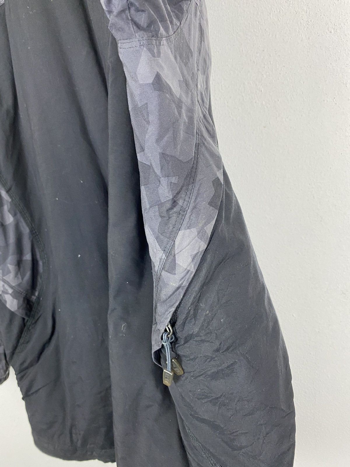 Nike × Nike ACG NIKE ACG BLACK CAMO WINDBREAKER SPORTWEAR JACKET Size US XXL / EU 58 / 5 - 10 Thumbnail