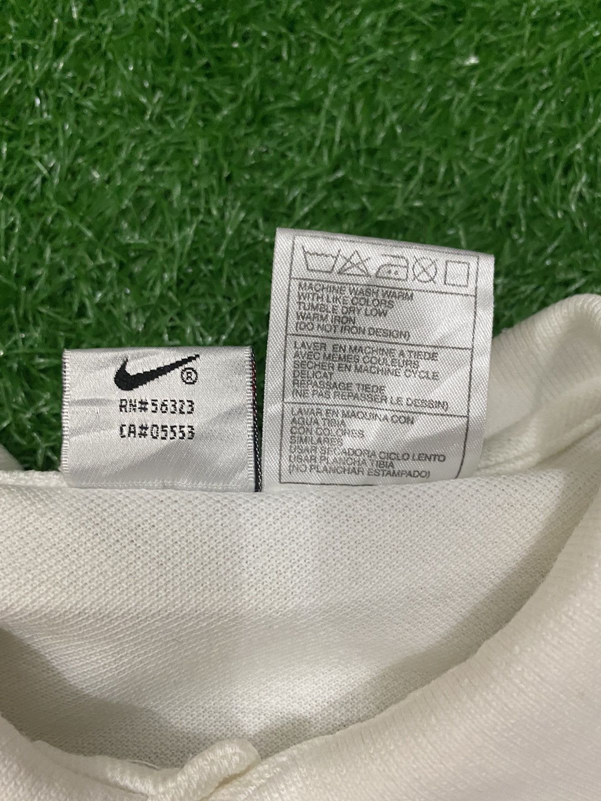 Nike Vintage 90’s Nike polo small logo Size US L / EU 52-54 / 3 - 7 Thumbnail