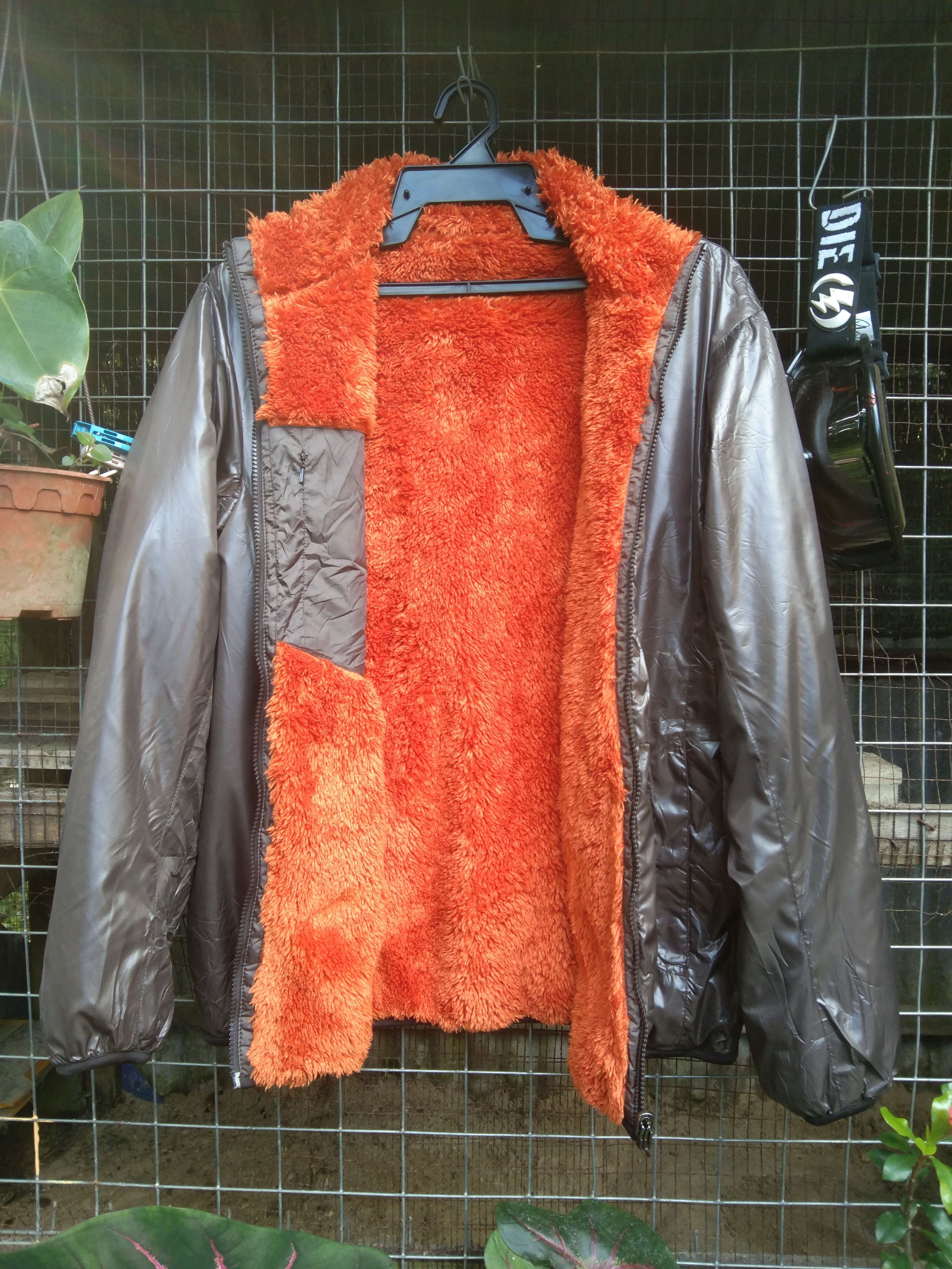 Japanese Brand UNIQLO FLUFFY YARN REVERSIBLE JACKET Size US L / EU 52-54 / 3 - 1 Thumbnail
