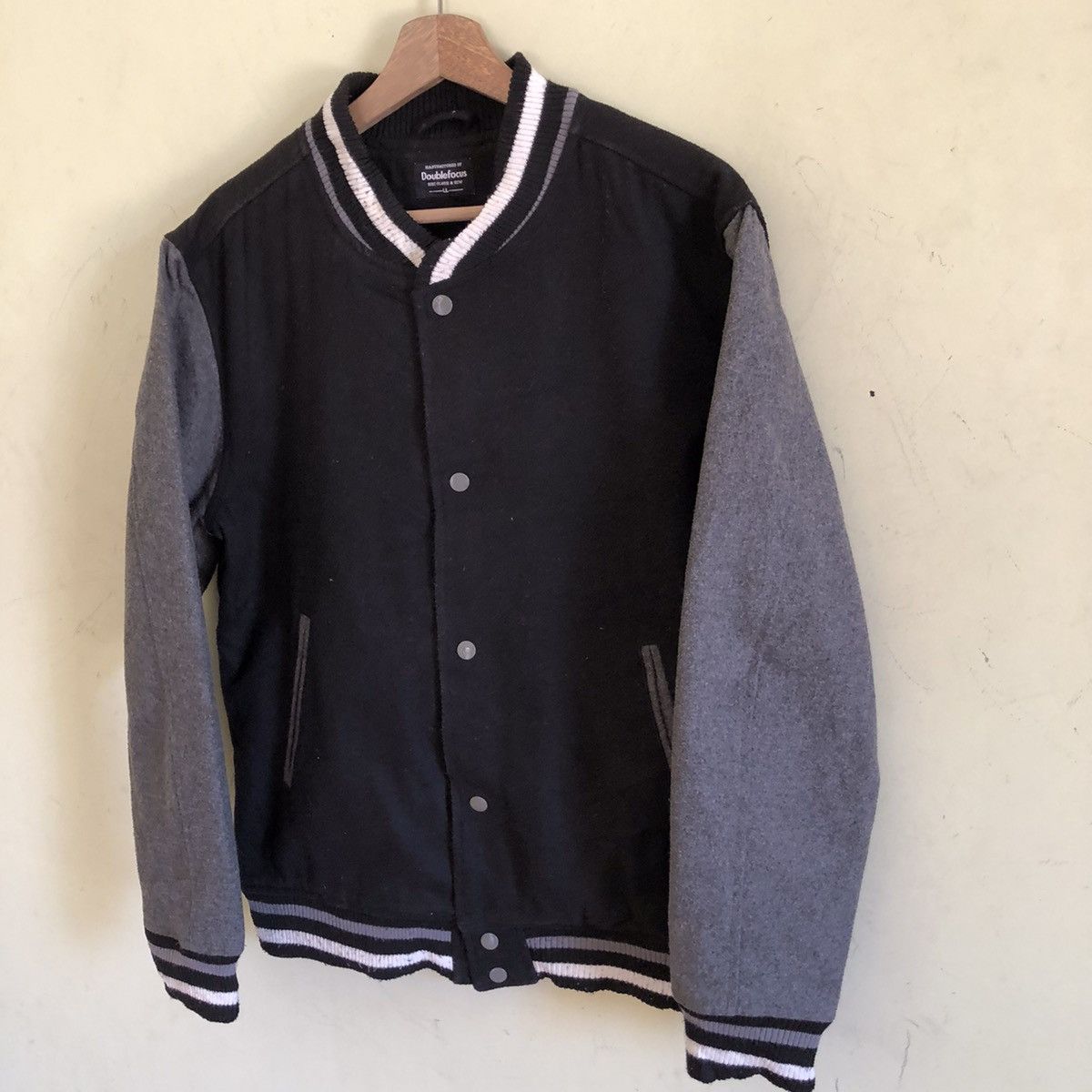 Japanese Brand 🔥DOUBLE FOCUS VARSITY BOMBER JACKET Size US L / EU 52-54 / 3 - 2 Thumbnail