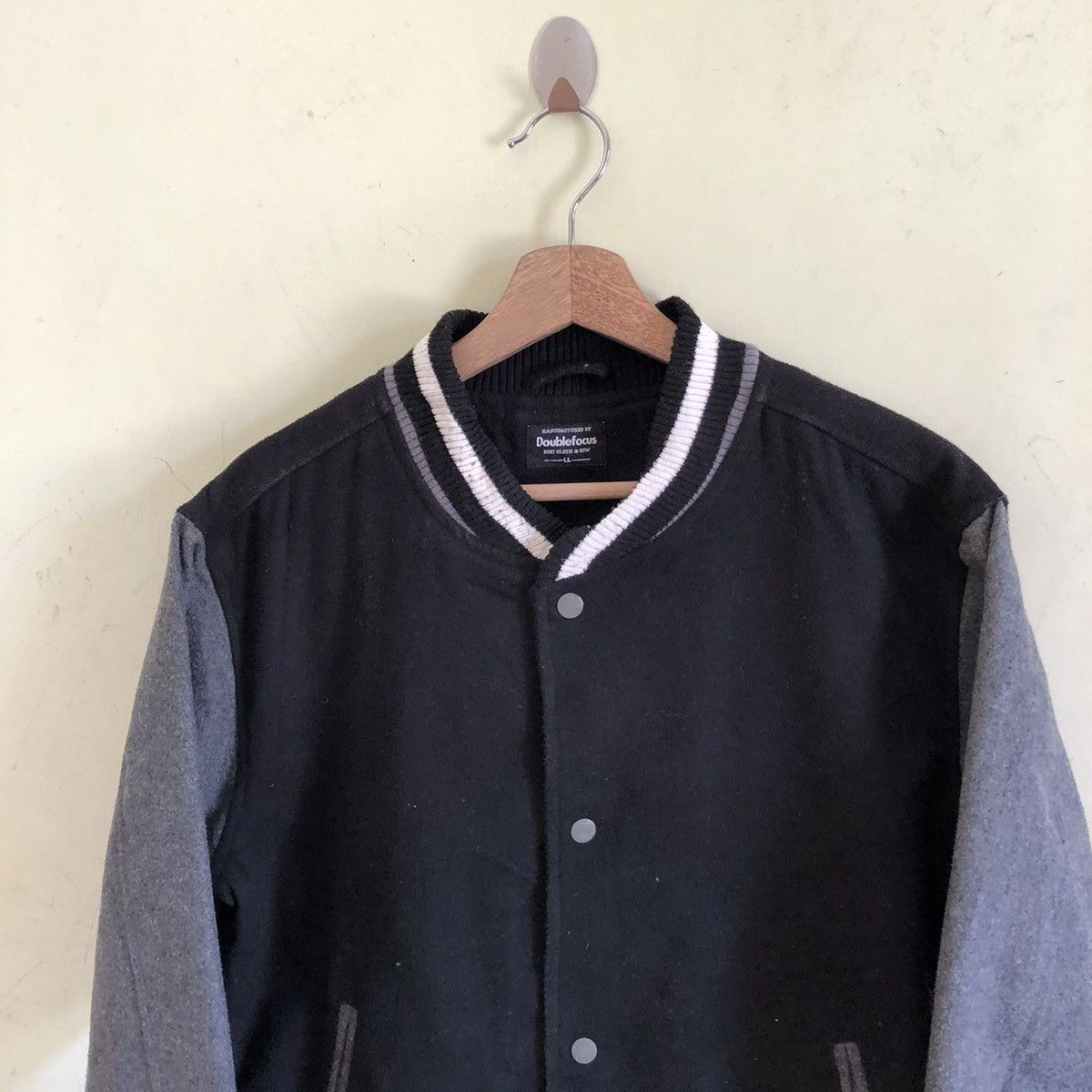 Japanese Brand 🔥DOUBLE FOCUS VARSITY BOMBER JACKET Size US L / EU 52-54 / 3 - 4 Thumbnail
