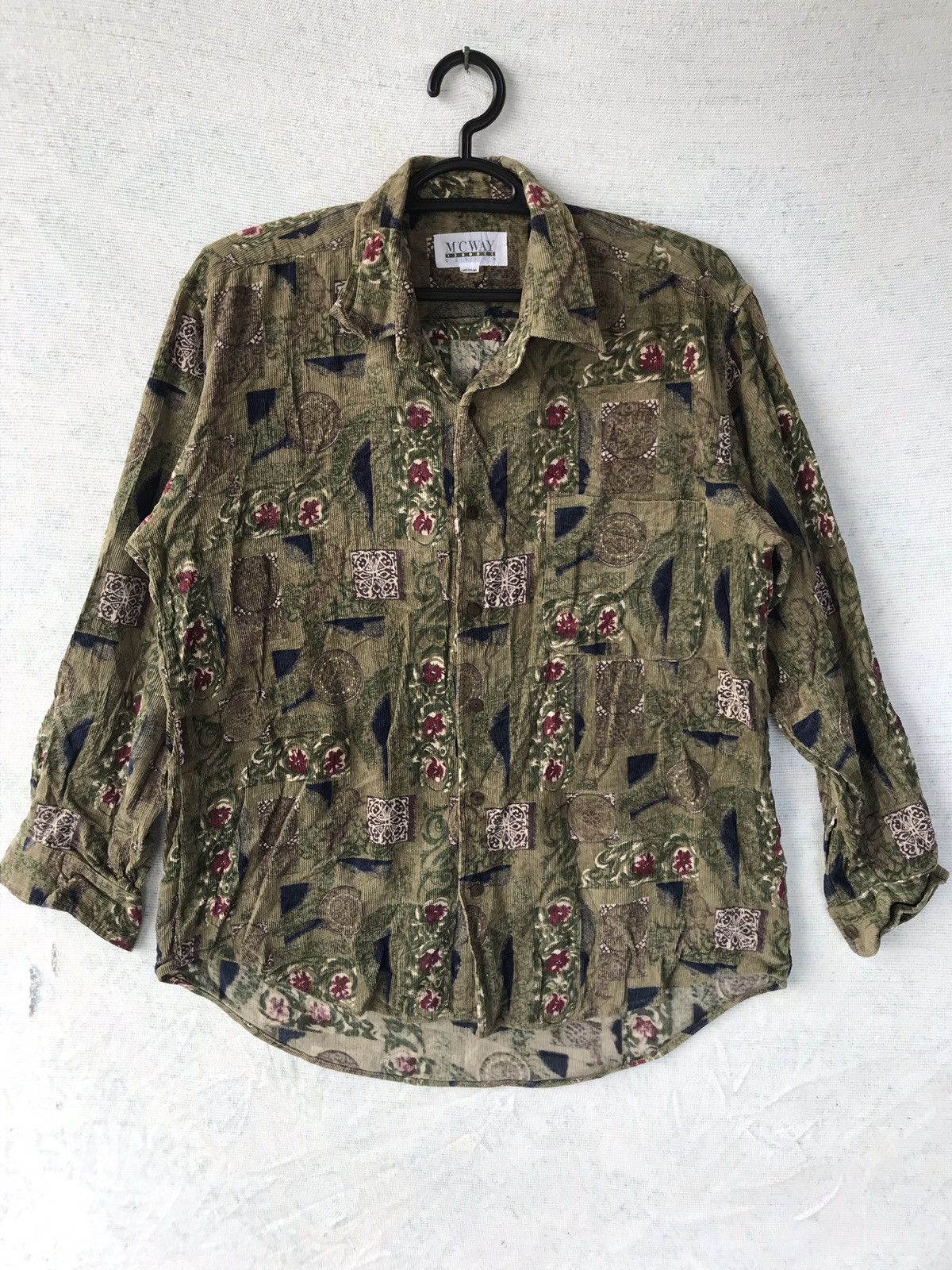 Japanese Brand M CWAY DESIGN CLASSICAL CORDUROY BUTTON SHIRT Size US M / EU 48-50 / 2 - 1 Thumbnail