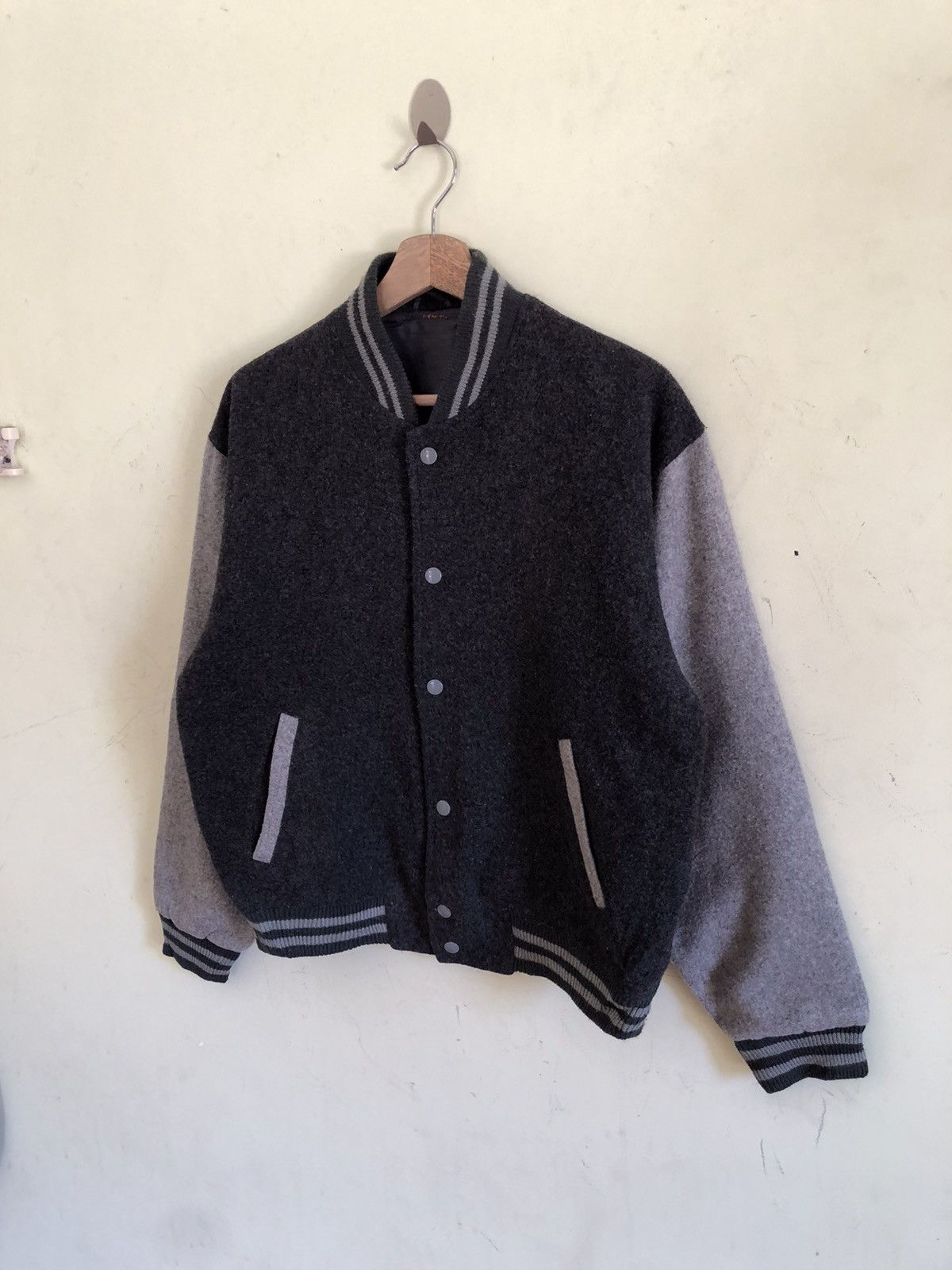 Japanese Brand 🔥VINTAGE WOOL VARSITY BOMBER JACKET Size US M / EU 48-50 / 2 - 3 Thumbnail