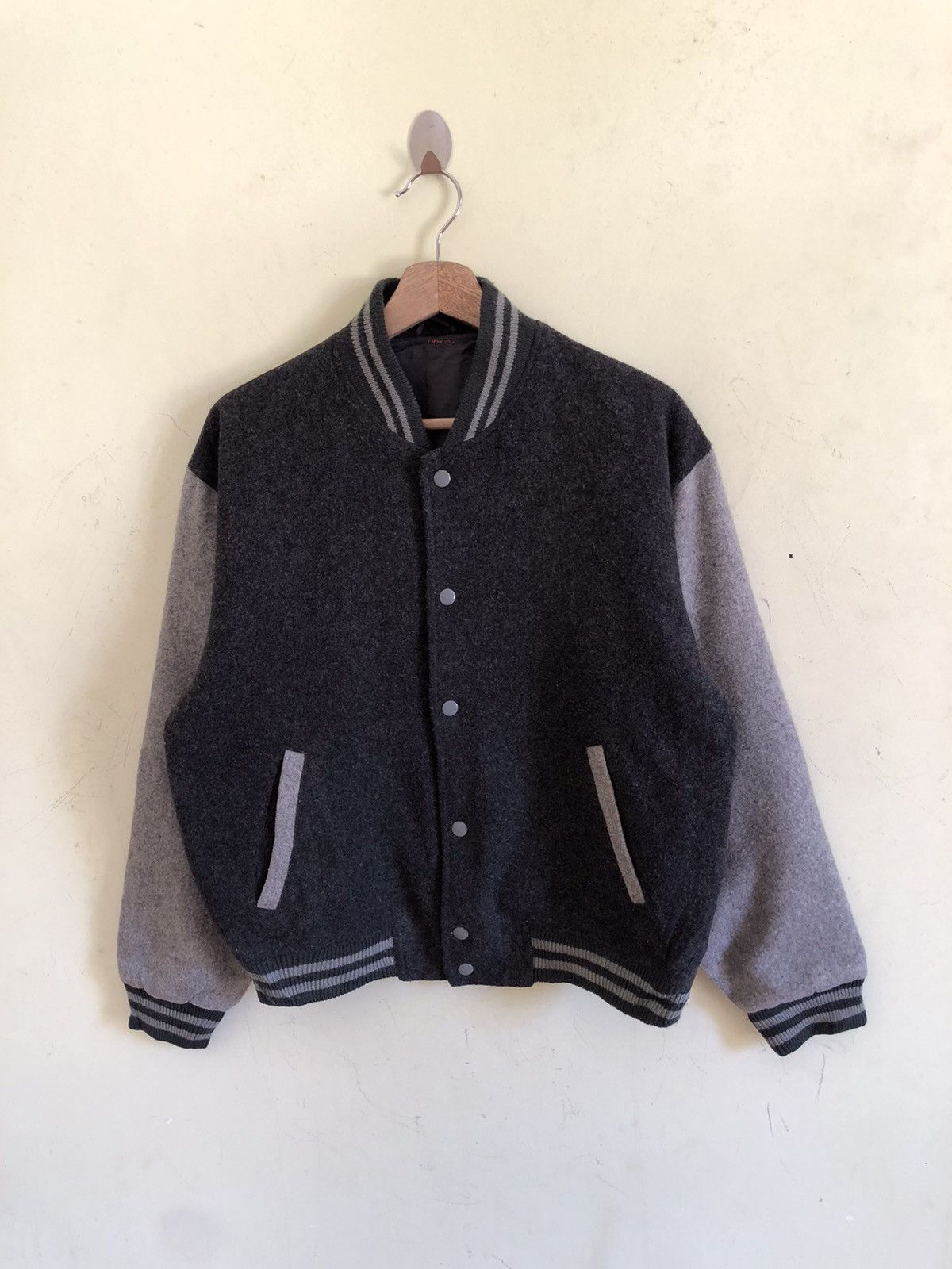 Japanese Brand 🔥VINTAGE WOOL VARSITY BOMBER JACKET Size US M / EU 48-50 / 2 - 2 Thumbnail