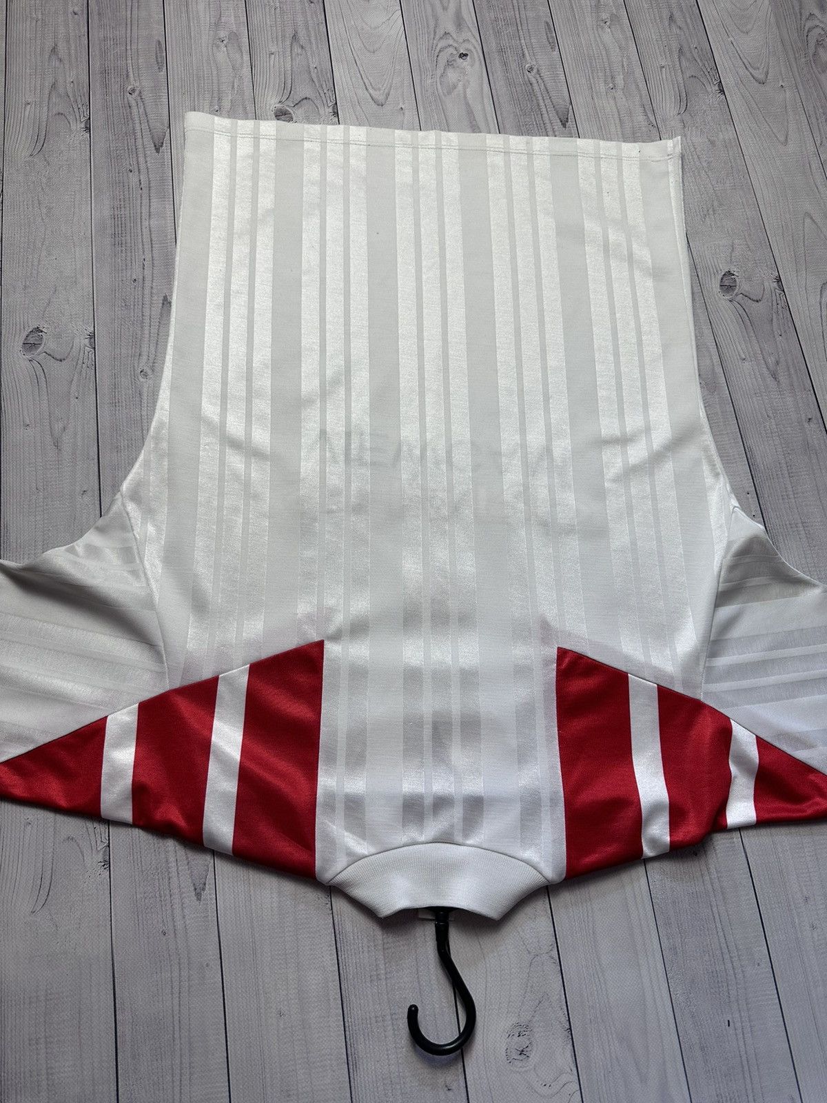 Adidas × Vintage Vintage Adidas equipment soccer jersey Hamburg rare Sharp 92 Size US M / EU 48-50 / 2 - 7 Thumbnail