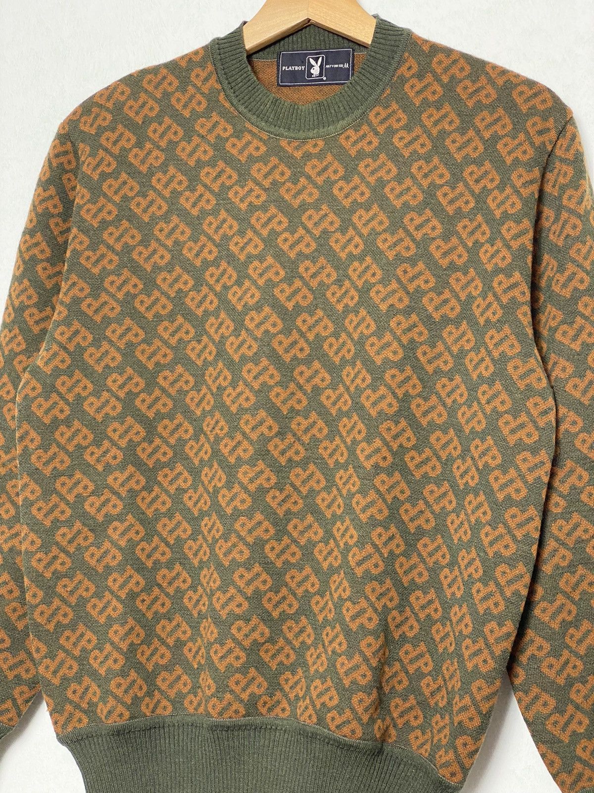 Japanese Brand Vintage Playboy Monogram Knitwear Crewneck/ FendiLV Size M / US 6-8 / IT 42-44 - 2 Thumbnail