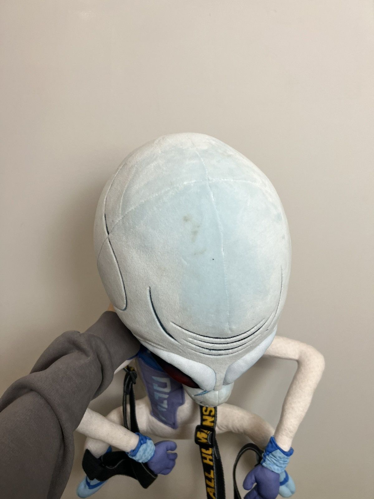 Vintage Rare Avant Garde Destroy All Humans Movie Alien Backpack 00s Size ONE SIZE - 6 Thumbnail