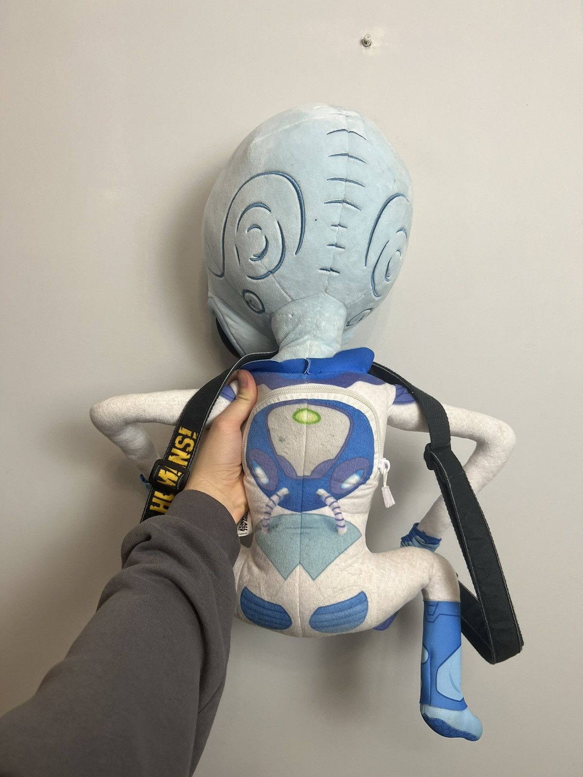 Vintage Rare Avant Garde Destroy All Humans Movie Alien Backpack 00s Size ONE SIZE - 3 Thumbnail