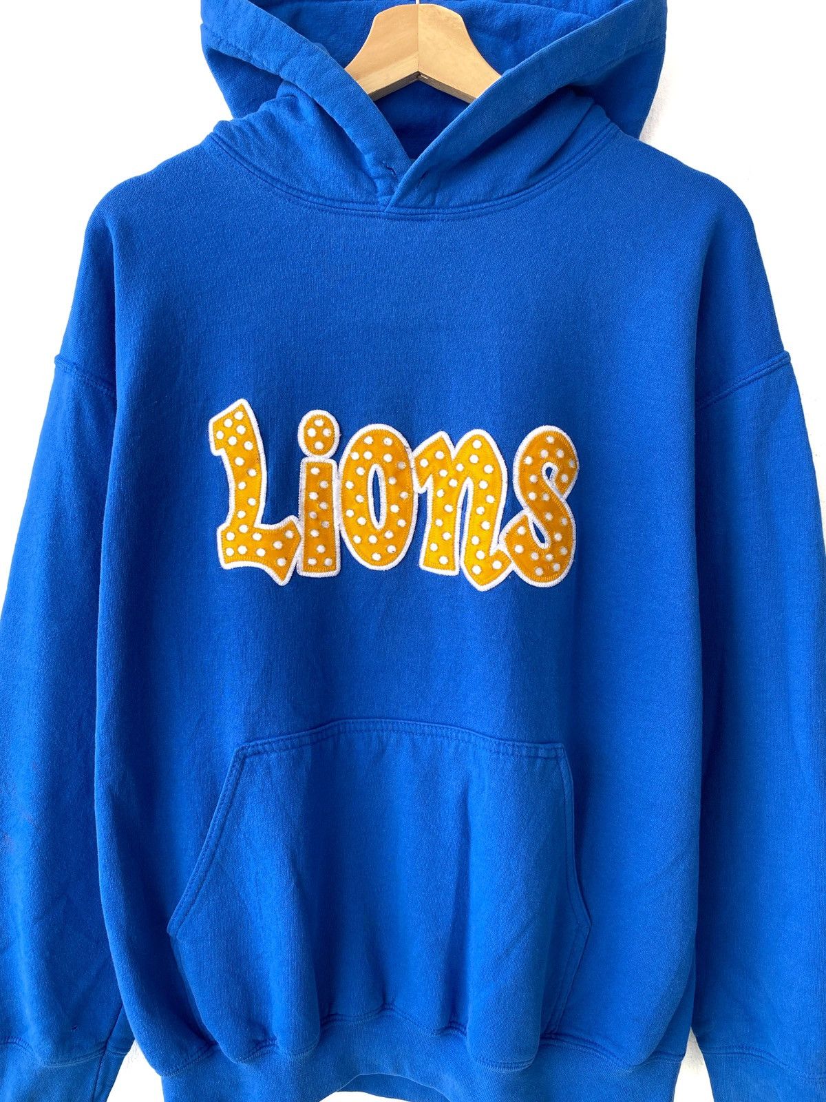 Vintage Vintage Lions Embroidered Spellout Logo Pullover Hoodies Size US M / EU 48-50 / 2 - 2 Thumbnail