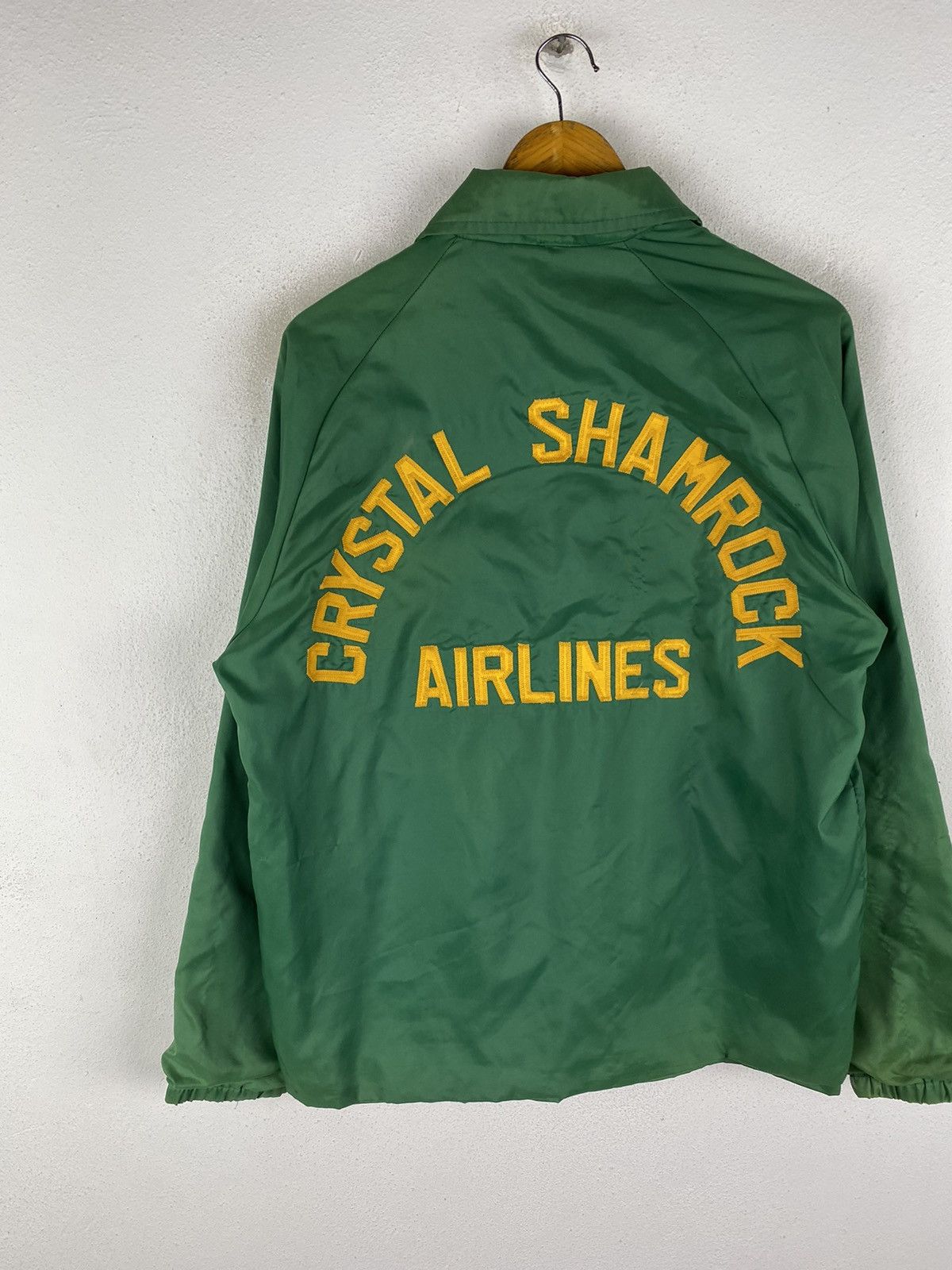 Vintage 🔥SALE🔥VINTAGE CRYSTAL SHAMROCK AIRLINE COACH JACKET Size US M / EU 48-50 / 2 - 4 Thumbnail