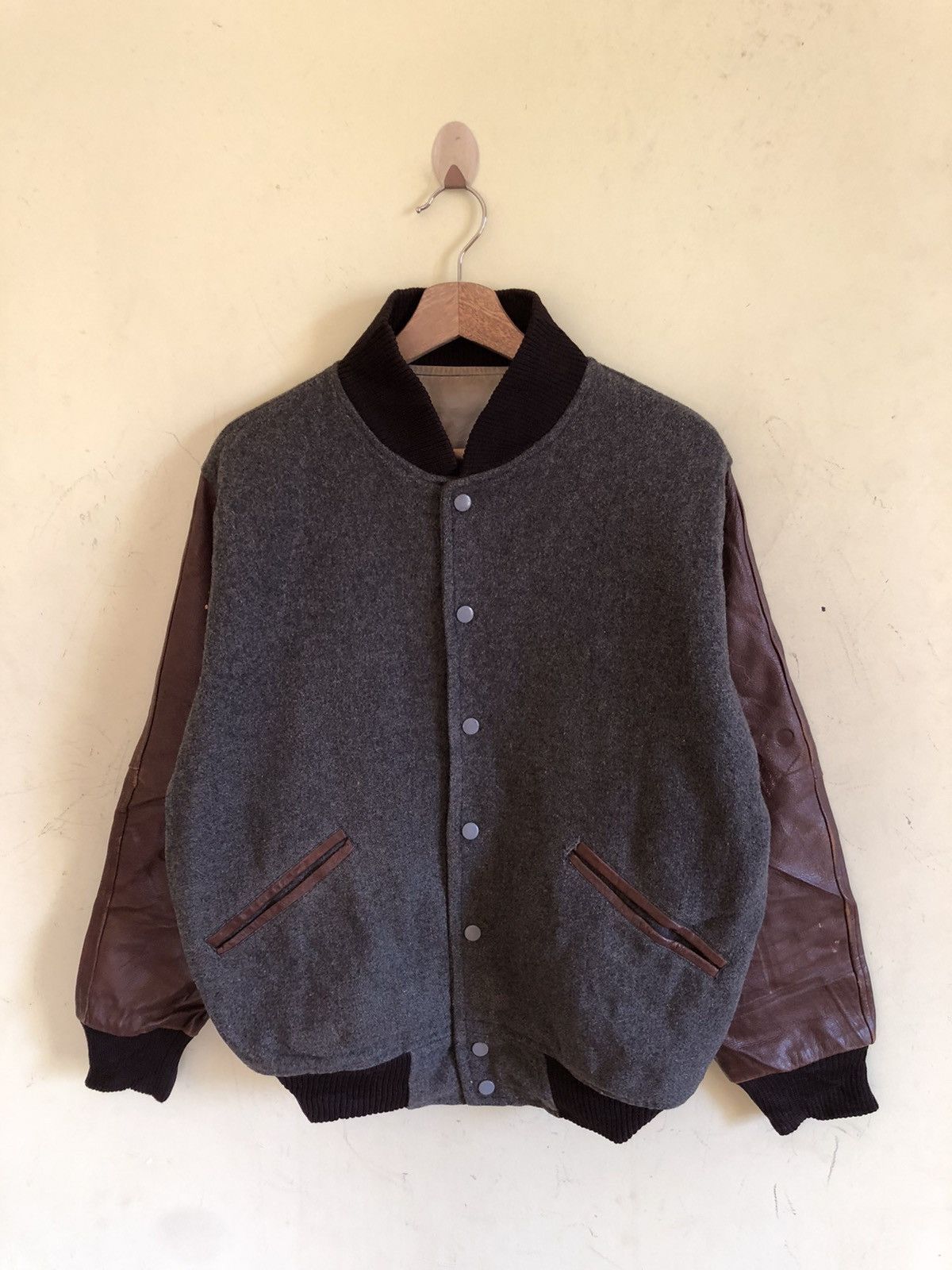 Japanese Brand 🔥VARSITY BOMBER JACKET Size US M / EU 48-50 / 2 - 1 Thumbnail