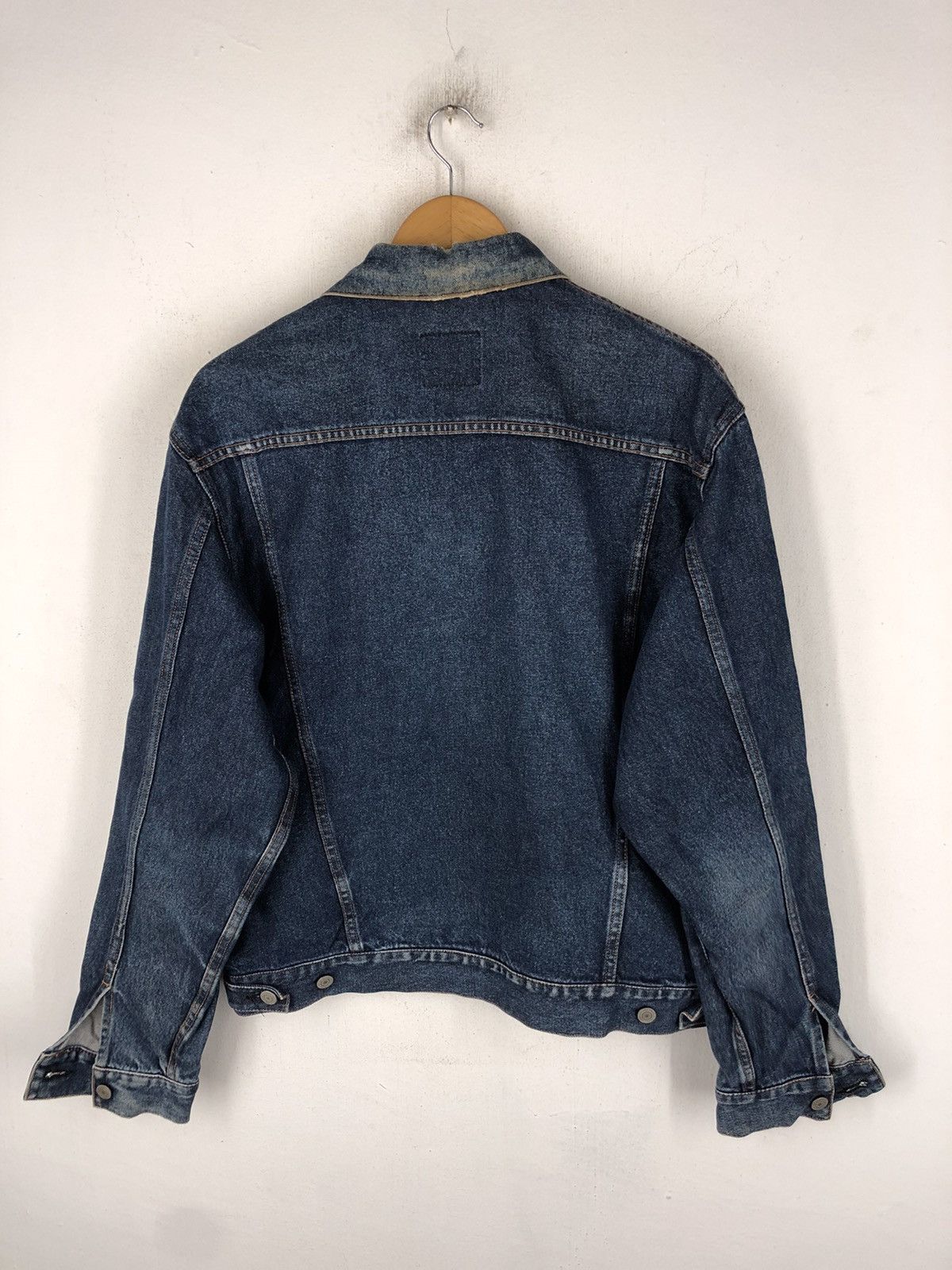 Japanese Brand RARE UNIQLO TRUCKER DENIM JACKET MADE IN JAPAN Size US XL / EU 56 / 4 - 2 Thumbnail