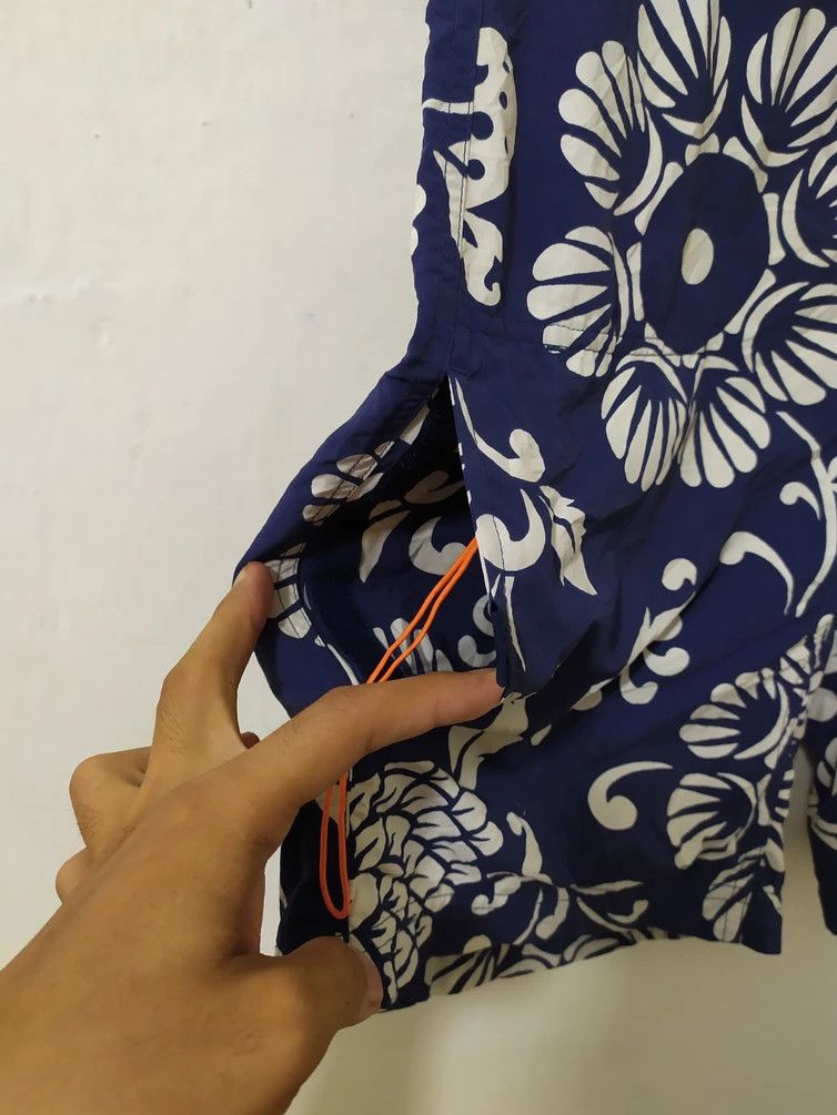 Patagonia × Vintage 🔥Patagonia Fullprint Floral short pants Packable embroidery Size US 28 / EU 44 - 3 Thumbnail