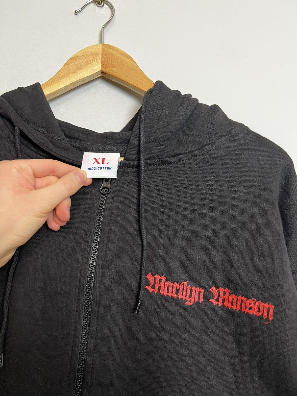 Band Tees 90s Vintage Marilyn Manson Rock Metal Band Tour Hoodie Rare Size US XL / EU 56 / 4 - 4 Thumbnail