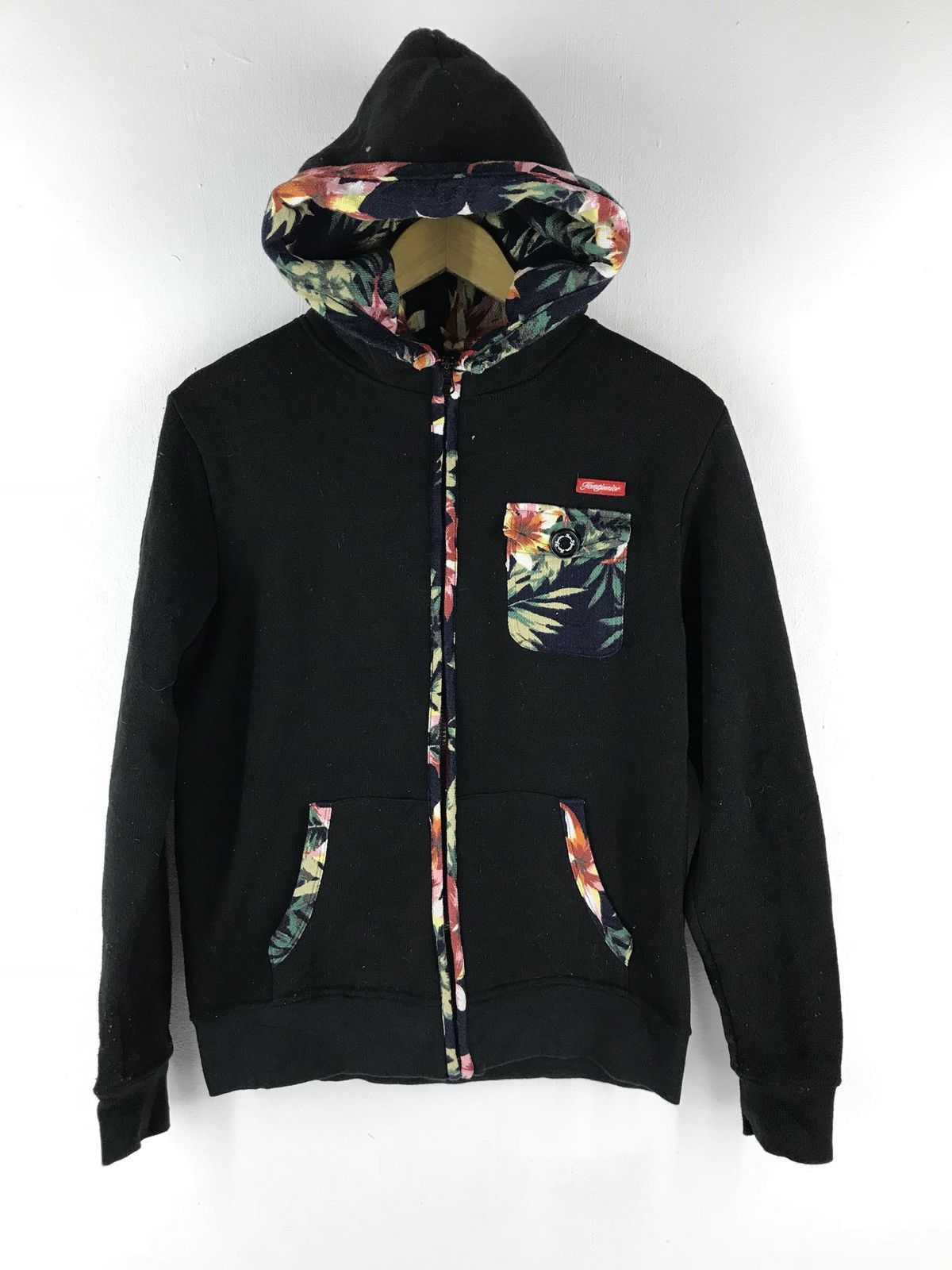Japanese Brand 🔥FINAL DROP🔥Tomtjunior Flower Design Japanese Streetwear Size US M / EU 48-50 / 2 - 1 Thumbnail