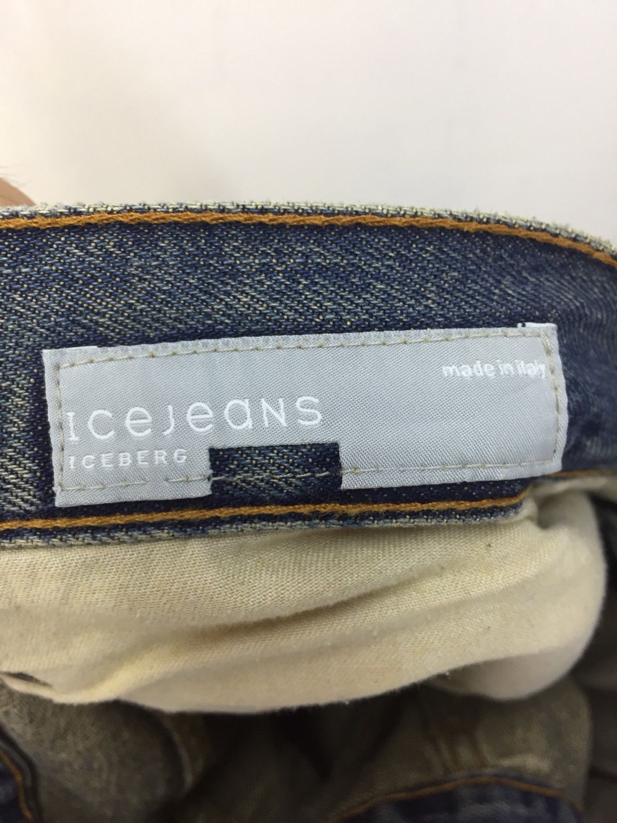 Iceberg Vintage Iceberg Embiodery Made In Italy Size US 41 - 10 Thumbnail