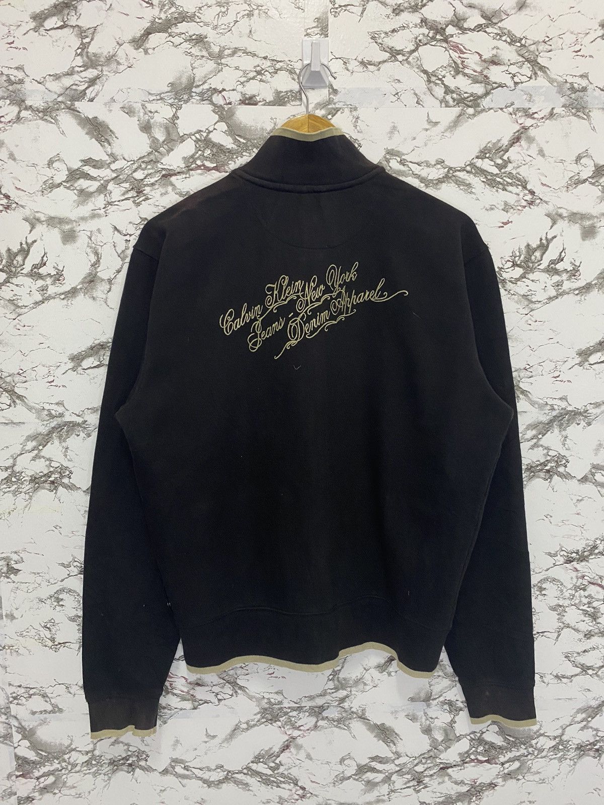 Calvin Klein Calvin Klein Embroidery Logo Sweater Size US L / EU 52-54 / 3 - 13 Thumbnail