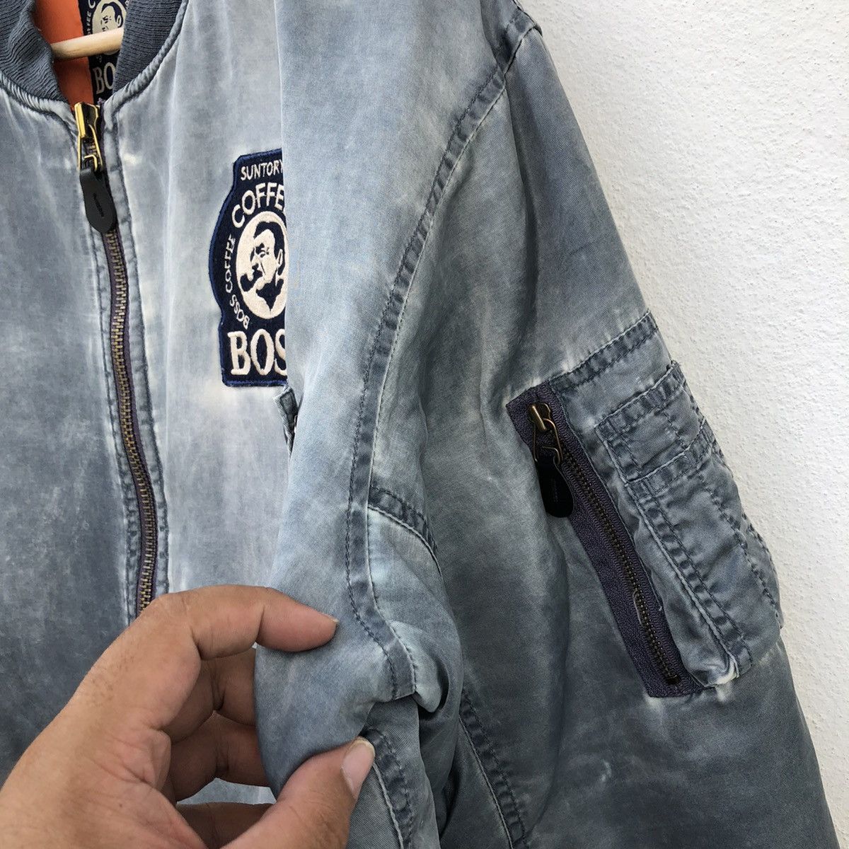 Japanese Brand VINTAGE BOMBER JACKET SUNTORY COFFEE BOSS MA-1 STYLE Size US L / EU 52-54 / 3 - 8 Thumbnail