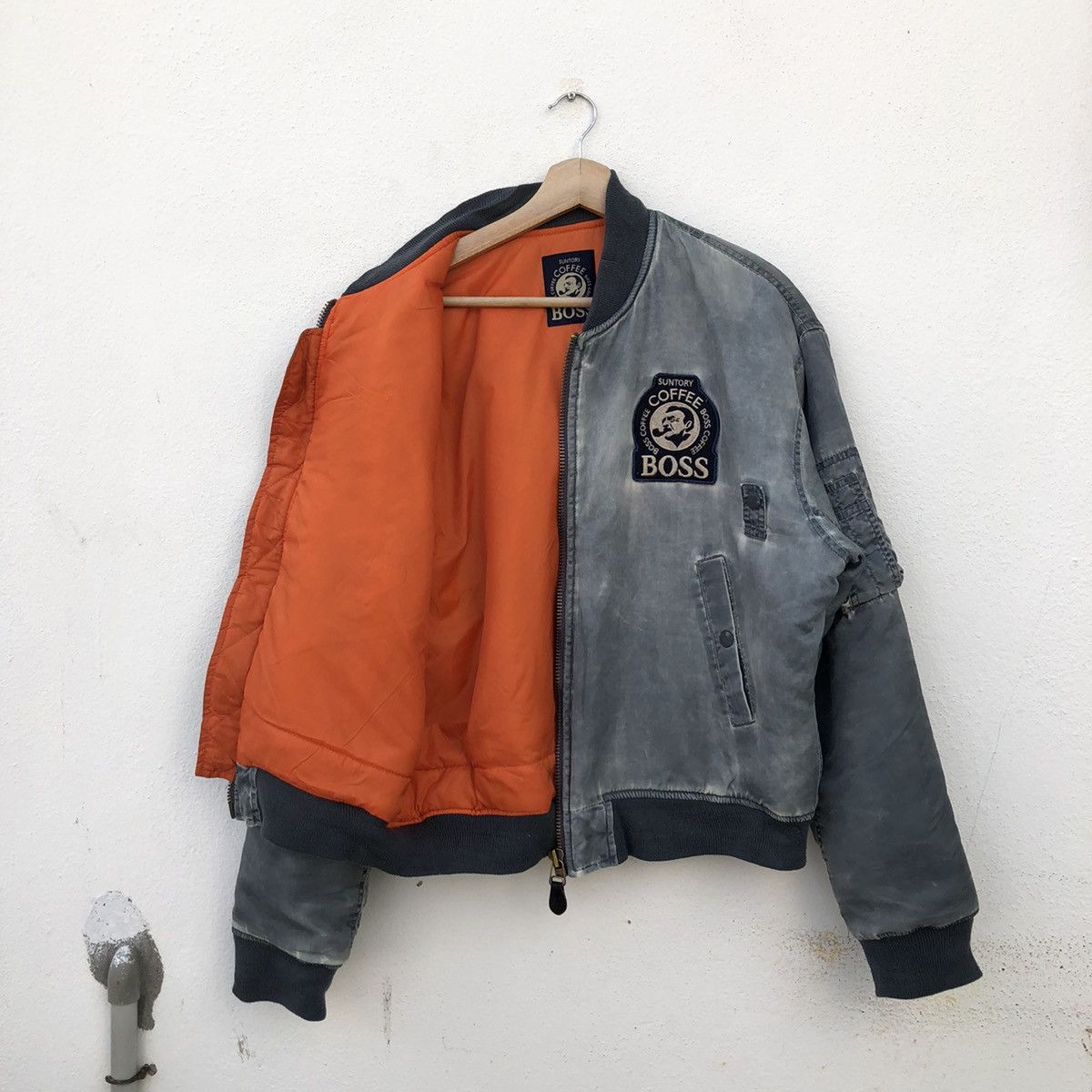 Japanese Brand VINTAGE BOMBER JACKET SUNTORY COFFEE BOSS MA-1 STYLE Size US L / EU 52-54 / 3 - 2 Thumbnail
