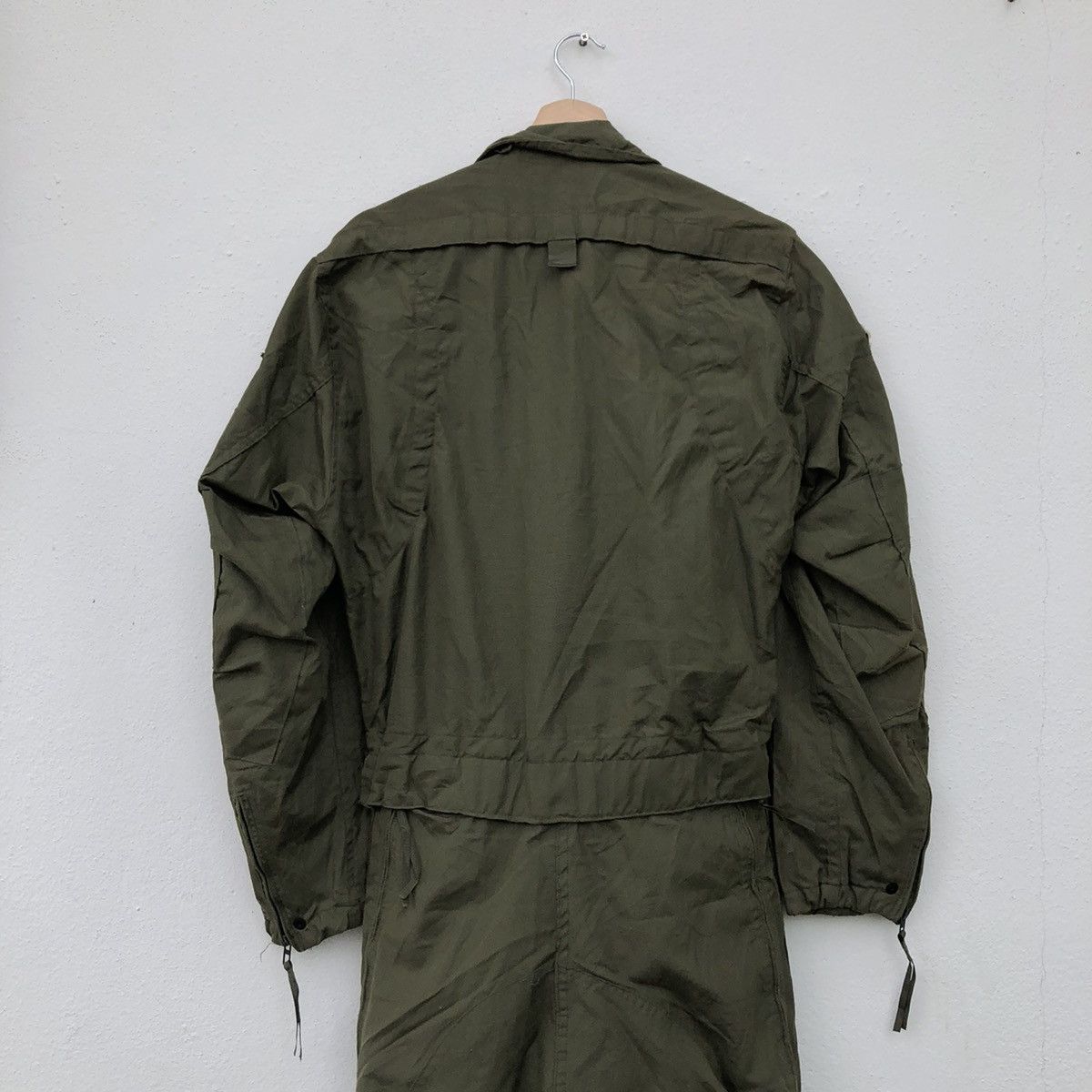Vintage VINTAGE COVERALLS AIR MOBILITY COMMAND MILITARY COLLECTIONS Size US 31 - 11 Thumbnail