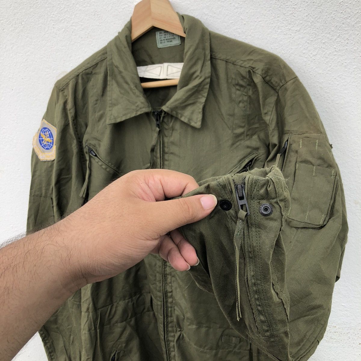 Vintage VINTAGE COVERALLS AIR MOBILITY COMMAND MILITARY COLLECTIONS Size US 31 - 8 Thumbnail