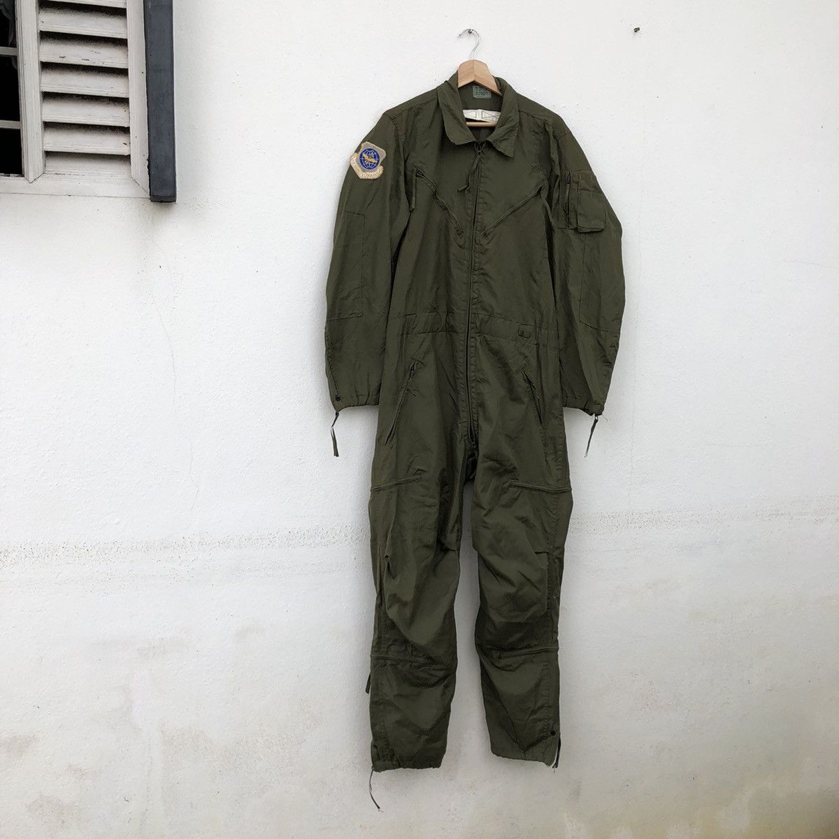 Vintage VINTAGE COVERALLS AIR MOBILITY COMMAND MILITARY COLLECTIONS Size US 31 - 2 Thumbnail