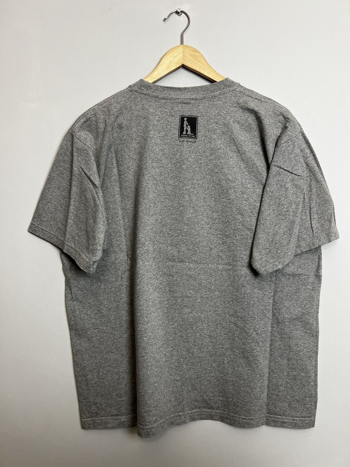 Hook-Ups Porn Star Vintage Boxlogo Masturbating Is Not A Crime Tee Size US L / EU 52-54 / 3 - 2 Thumbnail