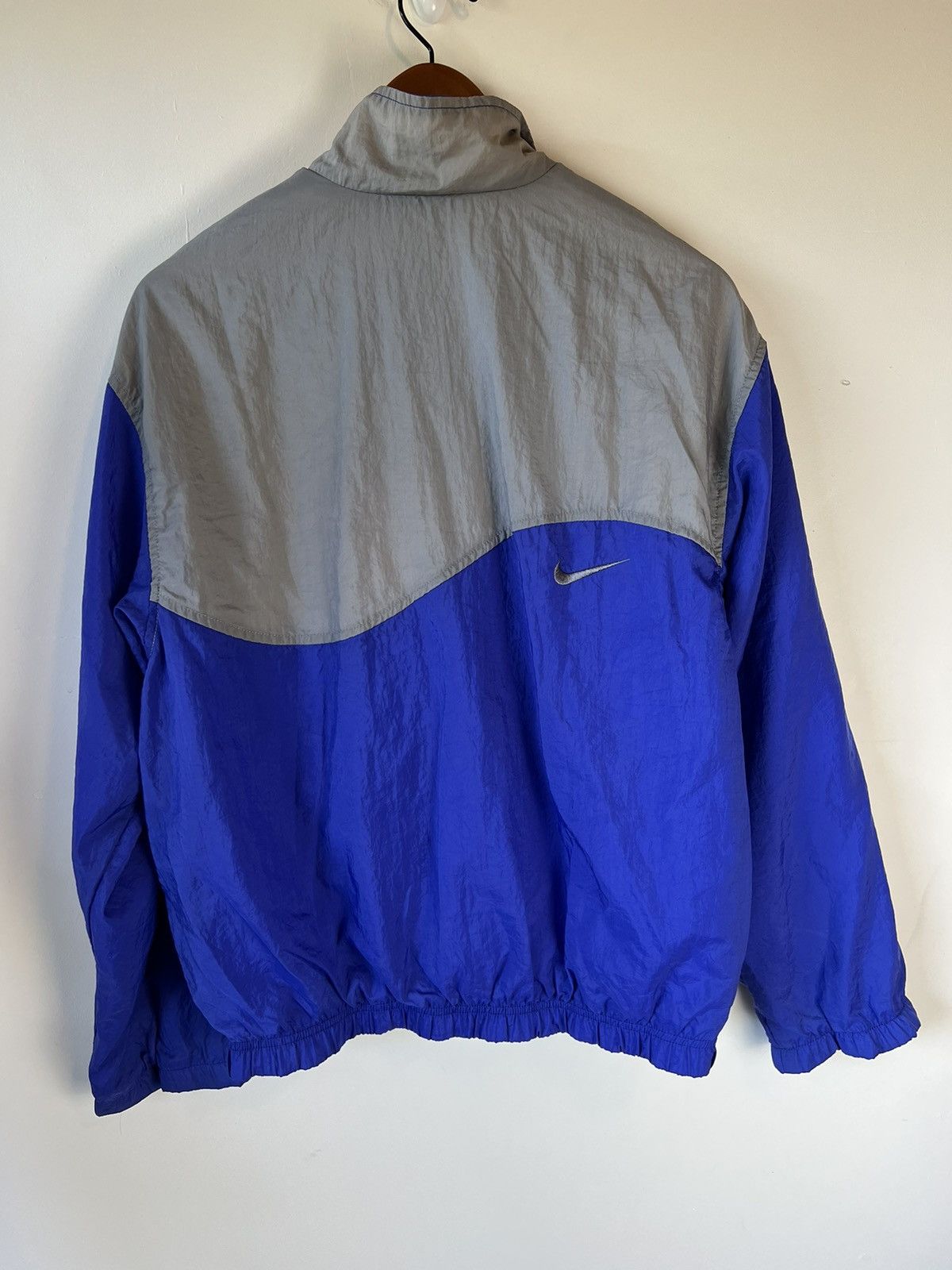 Nike Vintage Nike Windbreaker Jacket Size US S / EU 44-46 / 1 - 2 Thumbnail