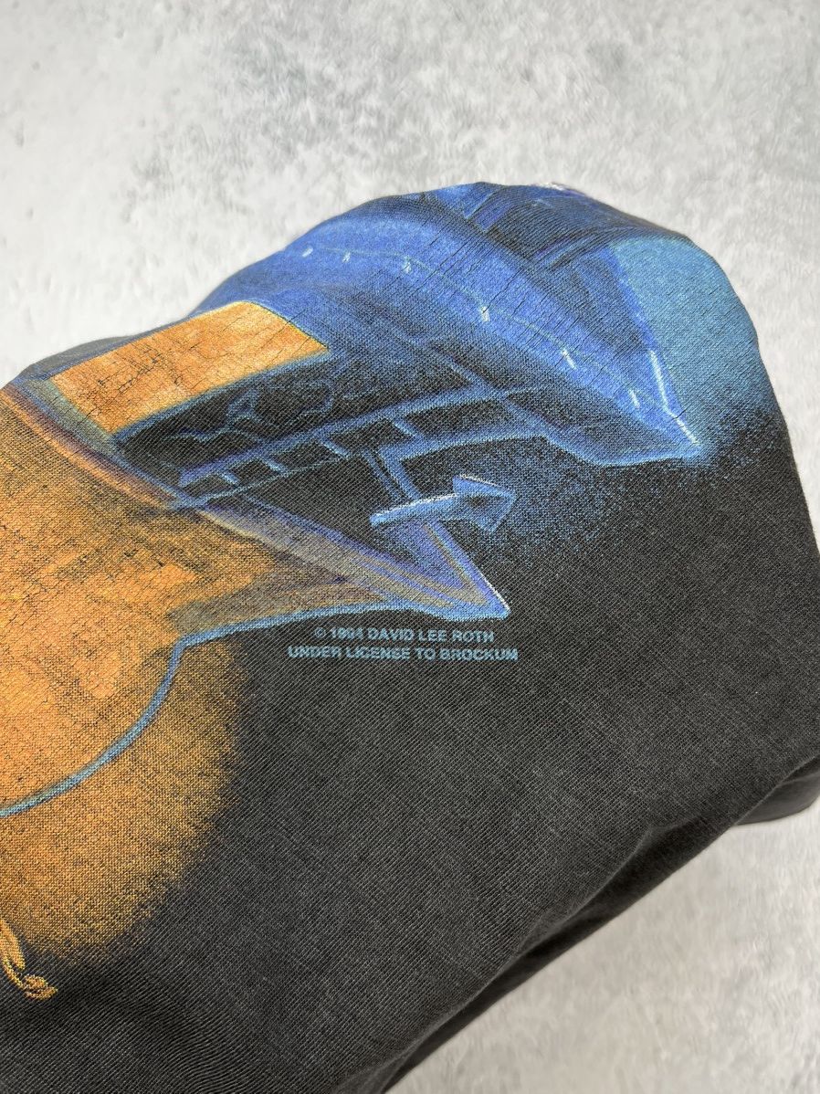 Band Tees RARE🔥 Vintage 1994 David Lee Roth tshirt the entire world Size US M / EU 48-50 / 2 - 3 Thumbnail