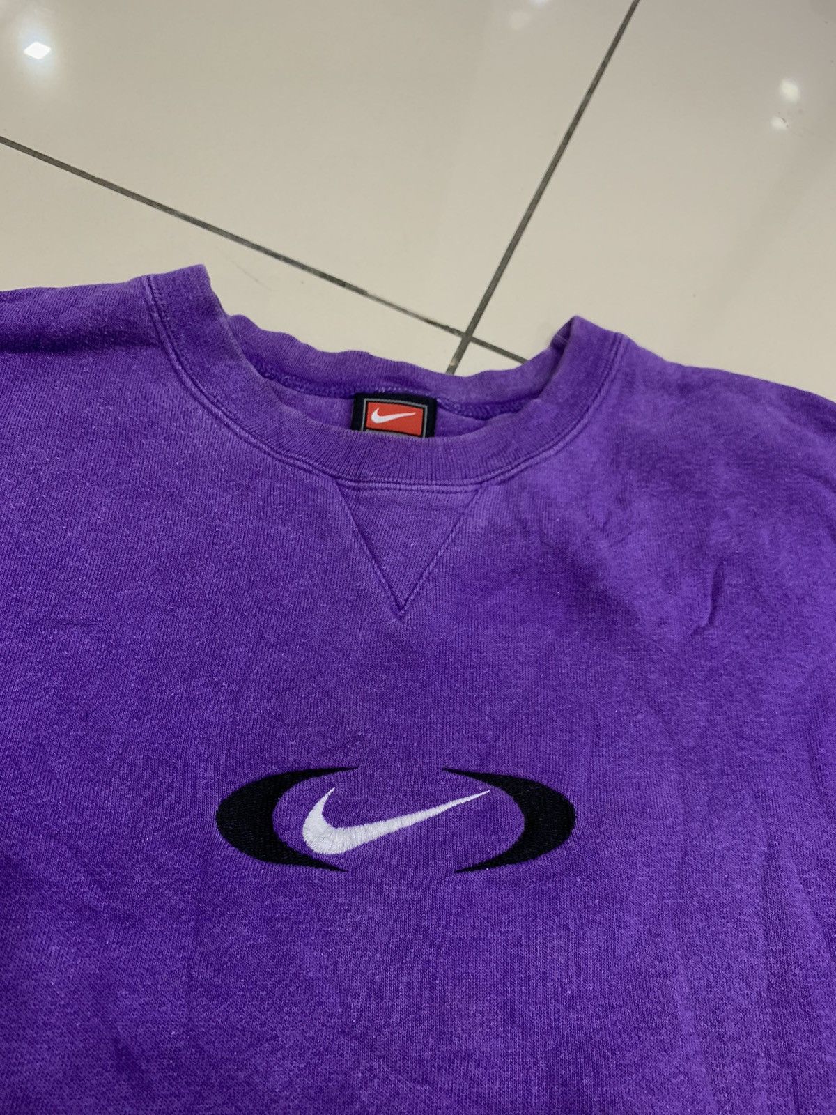 Nike VTG 90s NIKE CENTER LOGO SWEATSHIRT PULLOVER Size US XL / EU 56 / 4 - 6 Thumbnail
