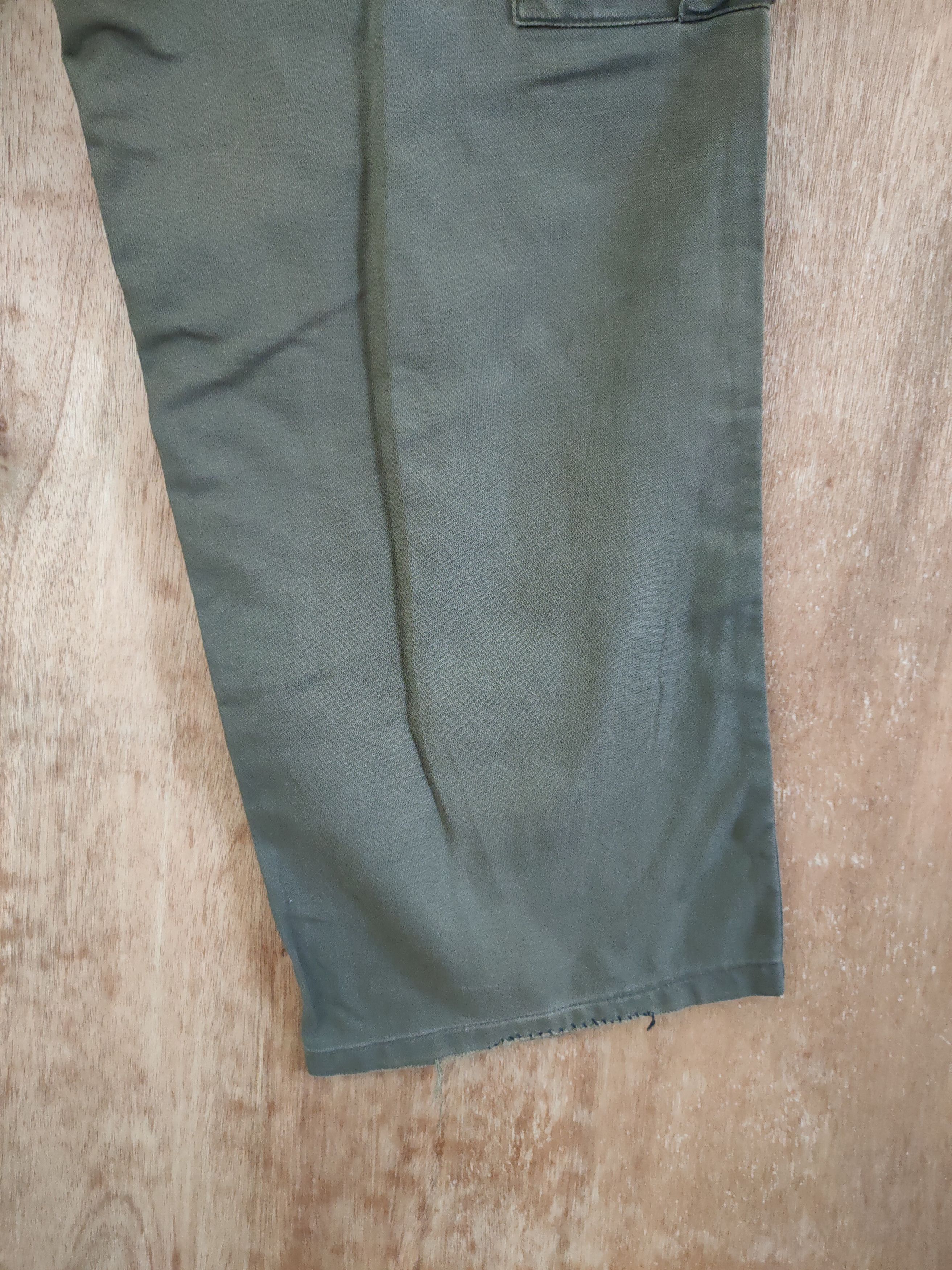 Carhartt DL carhartt vintage distressed thrashed cargo pants #46-252t Size US 33 - 8 Thumbnail