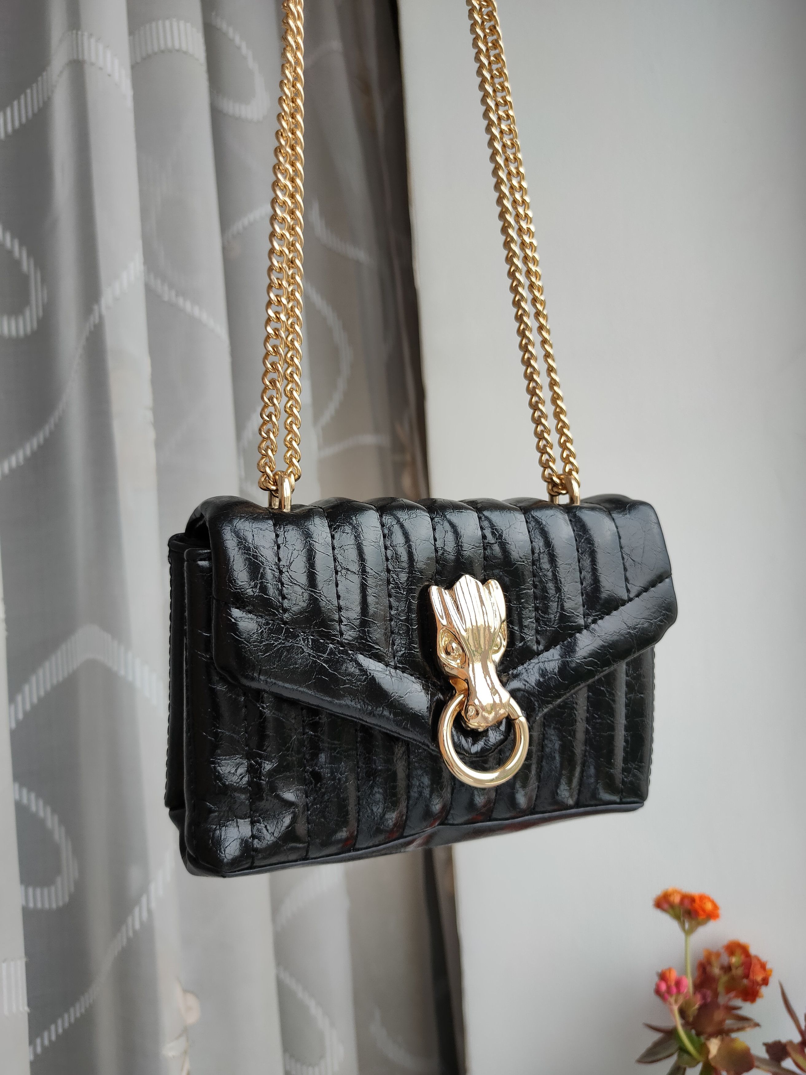 Designer Beautiful stylish women's bag messenger bag shoulder bag Size ONE SIZE - 1 Thumbnail