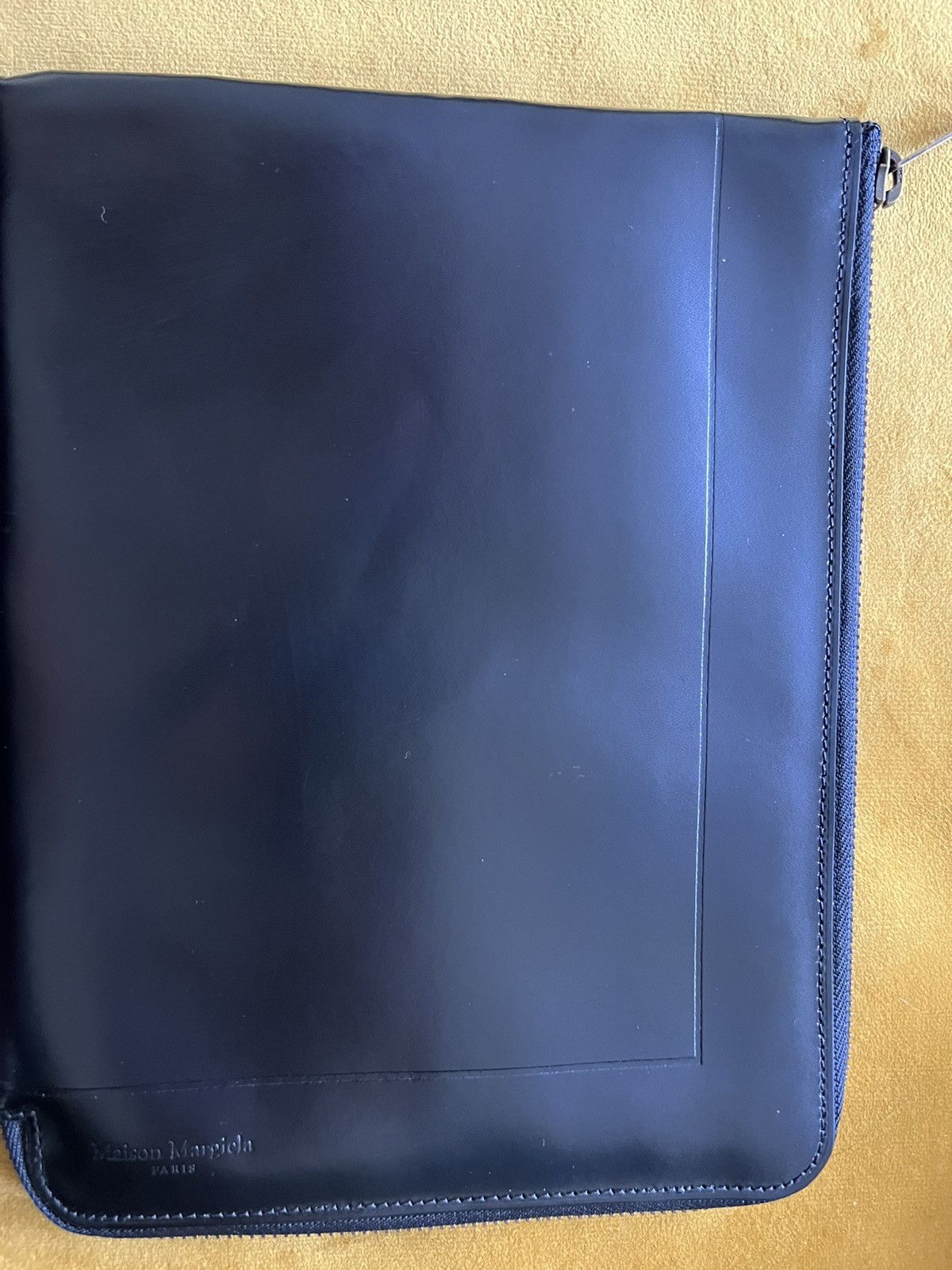 Maison Margiela €350 glossy black leather organizer, made in Italy Size ONE SIZE - 11 Thumbnail