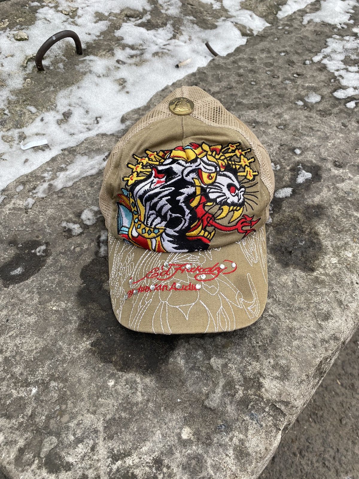 Ed Hardy × Vintage 🐻 Don Ed Hardy Cap Y2K Trucker Hat Vintage Yeat Travis Scott Size ONE SIZE - 1 Thumbnail