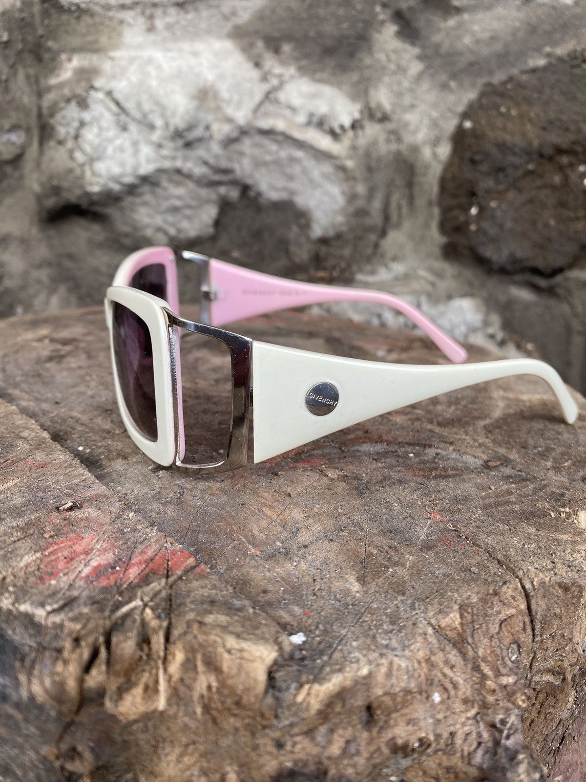 Givenchy Vintage Givenchy Sunglasses Size ONE SIZE - 1 Thumbnail